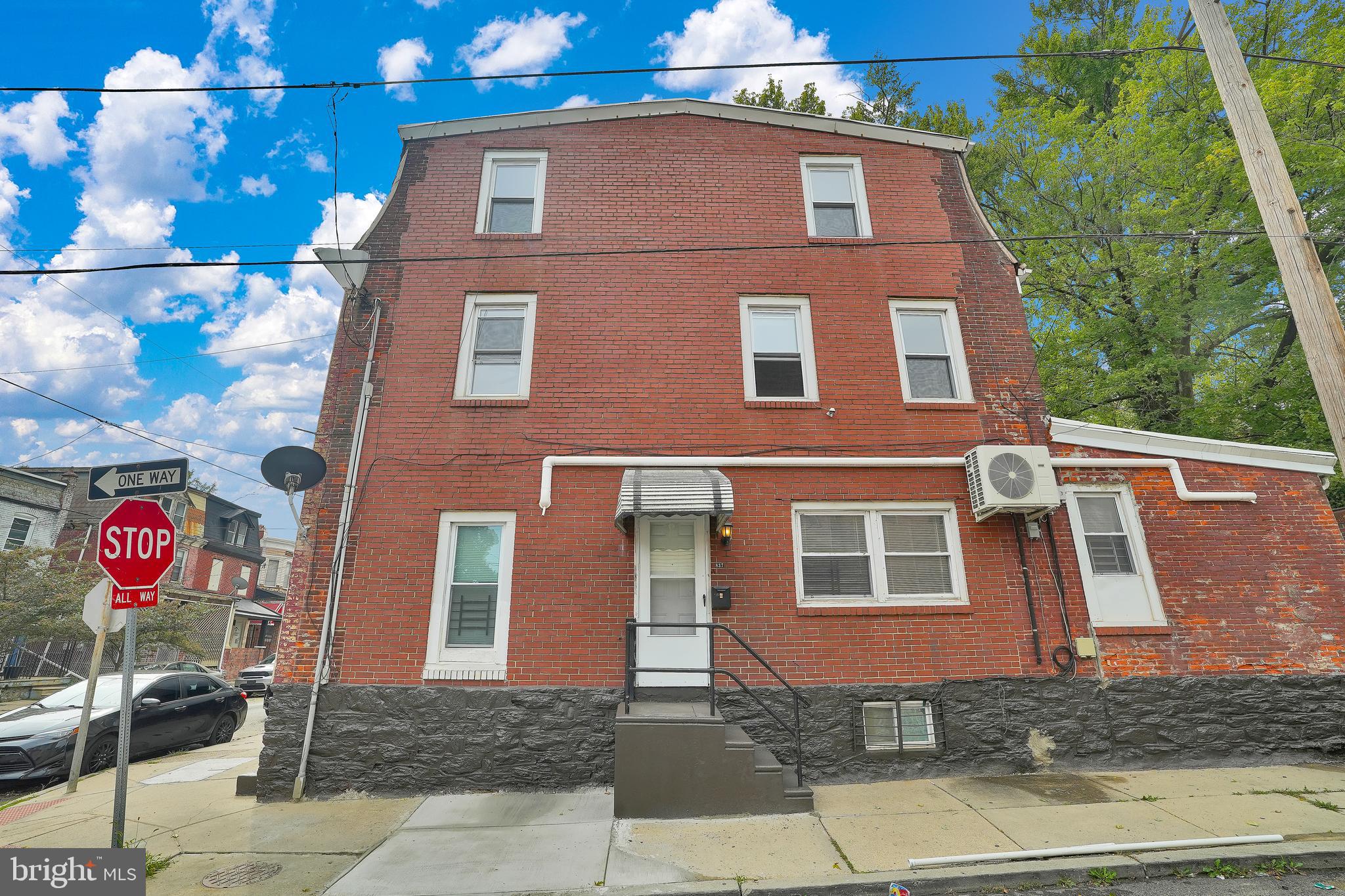 WEST OAK LANE - Residential Income