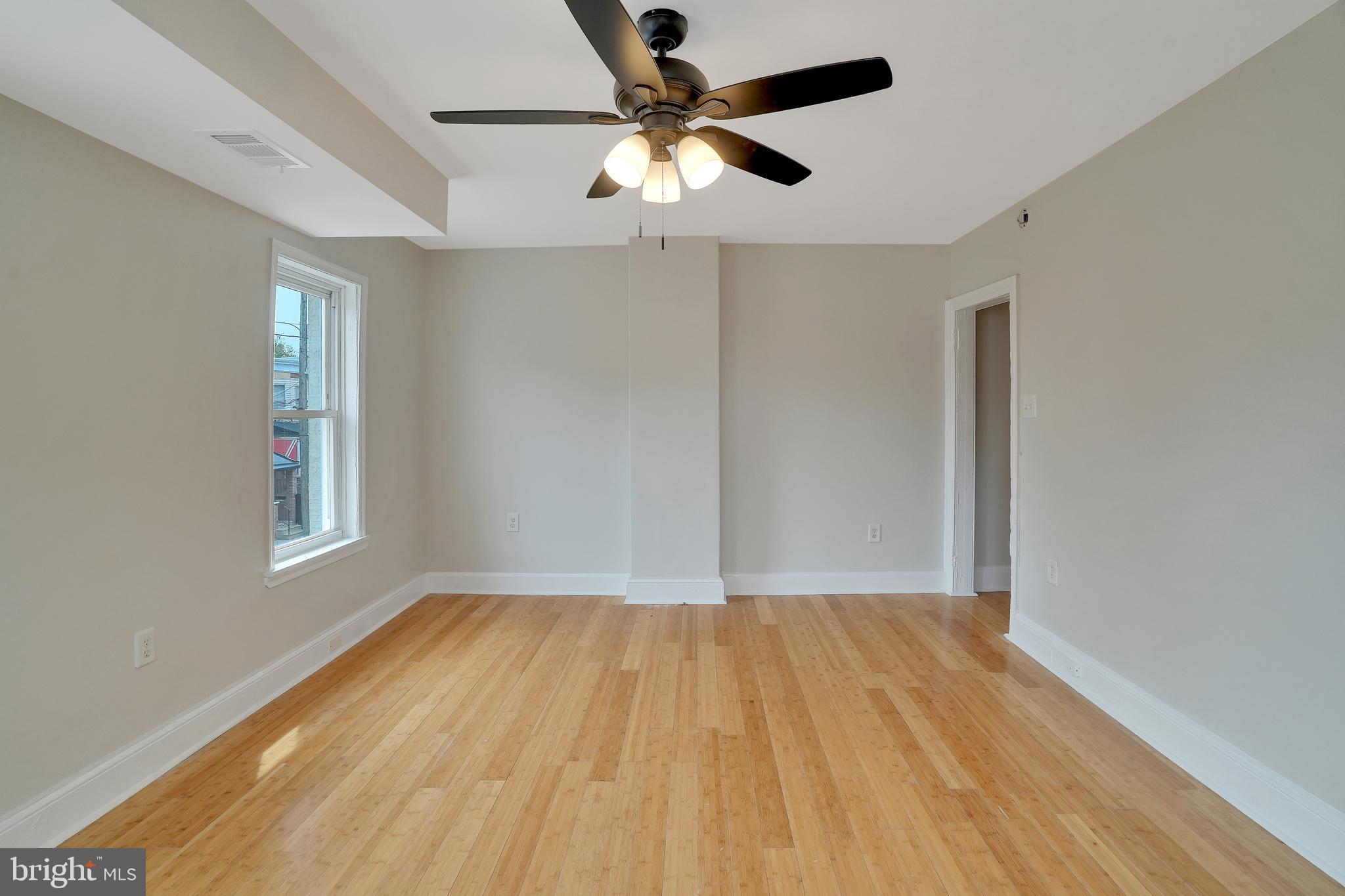 WEST OAK LANE - Residential Income