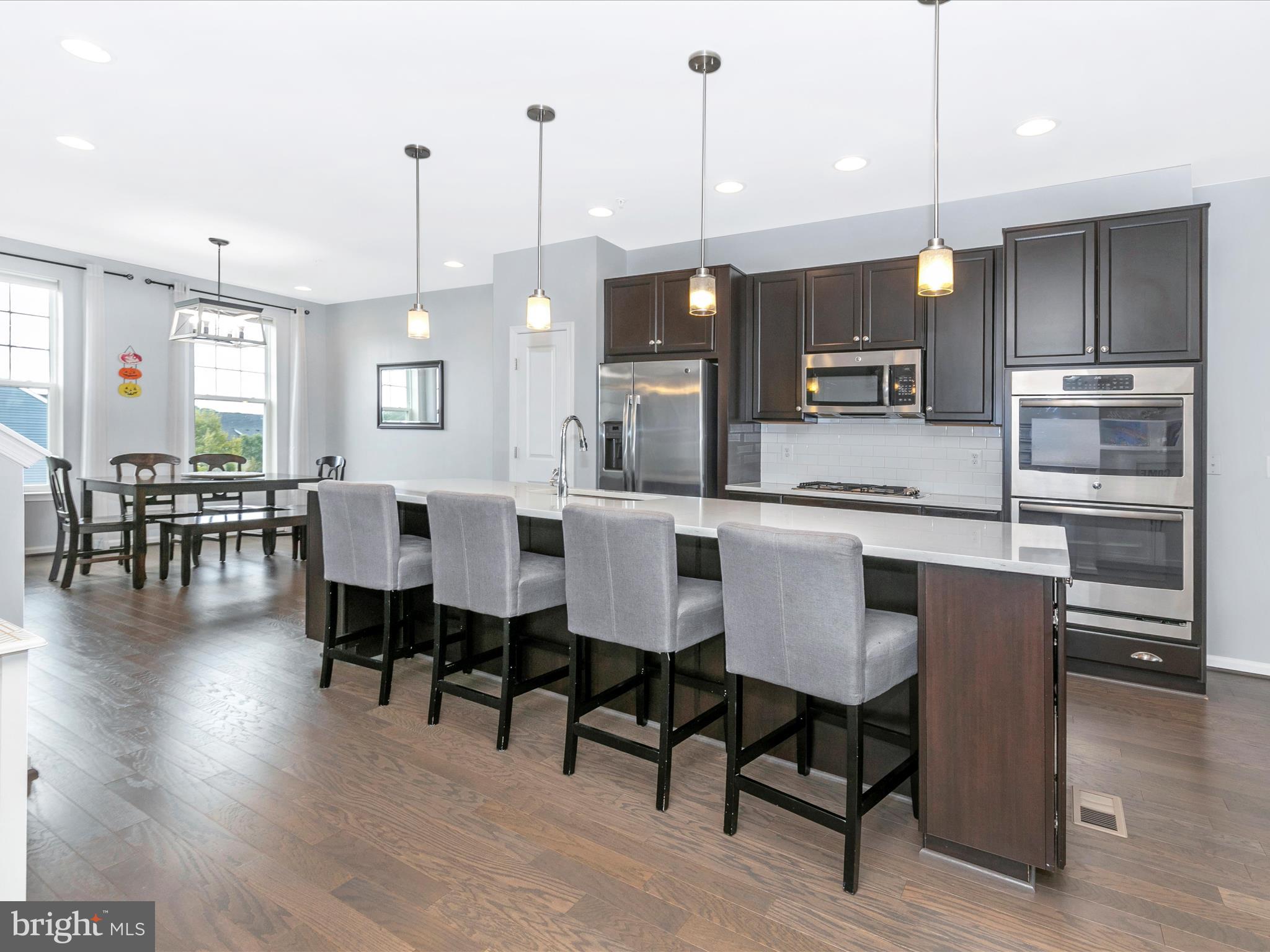 TALLYN RIDGE - Residential