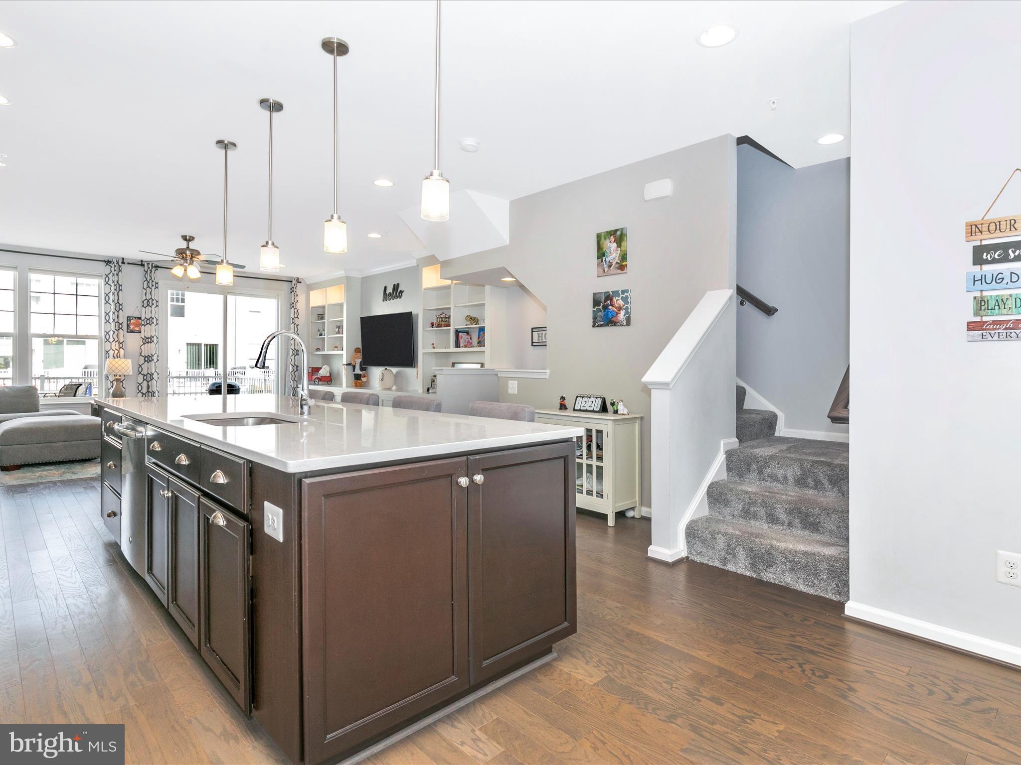 TALLYN RIDGE - Residential