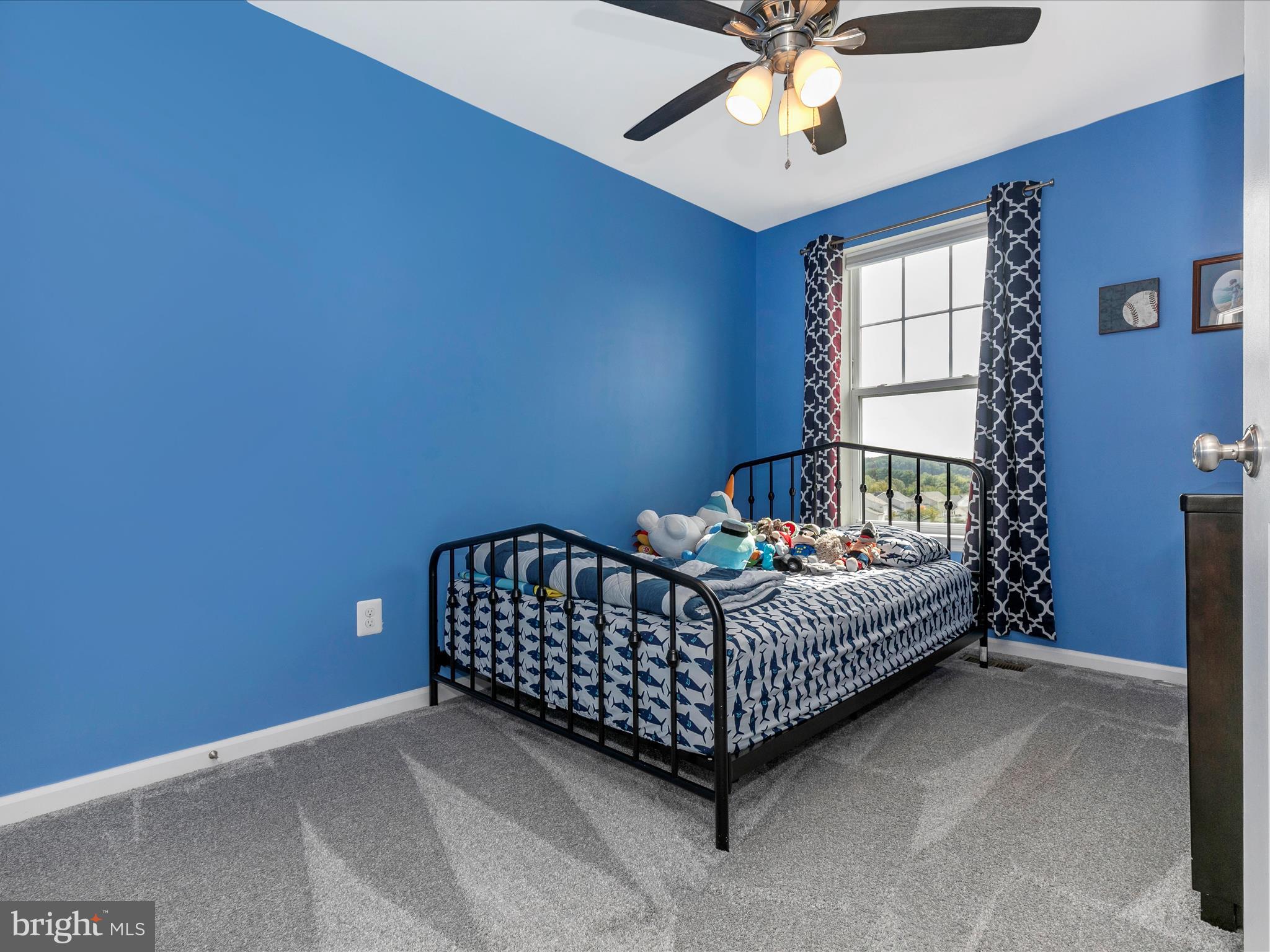 TALLYN RIDGE - Residential