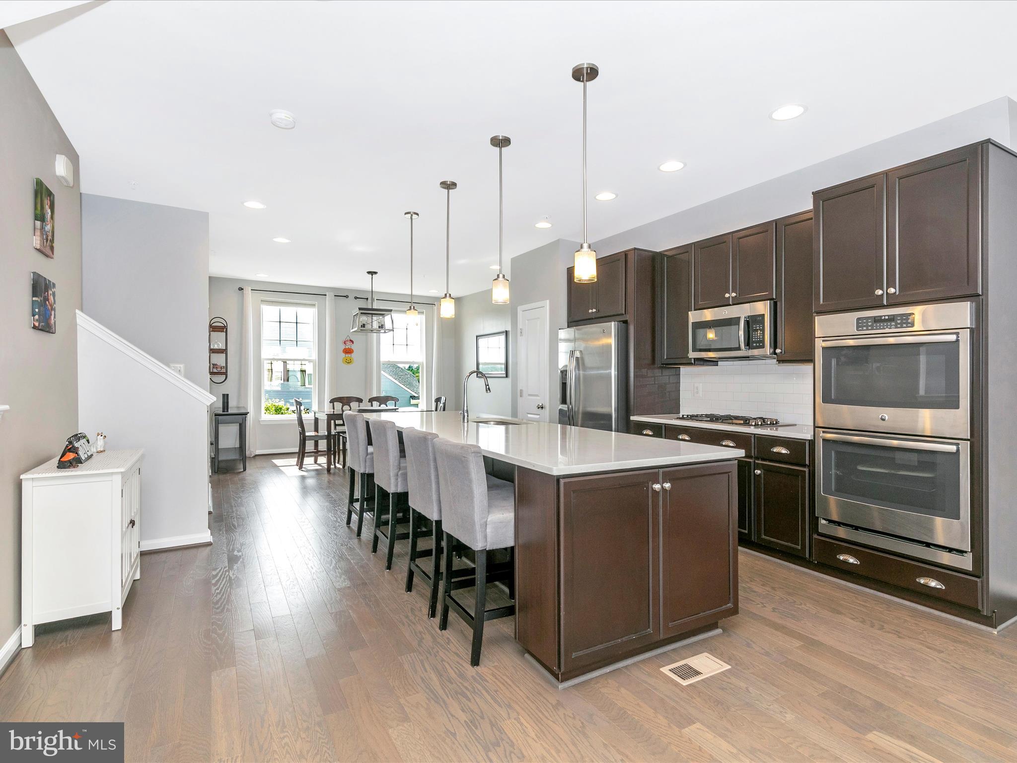 TALLYN RIDGE - Residential