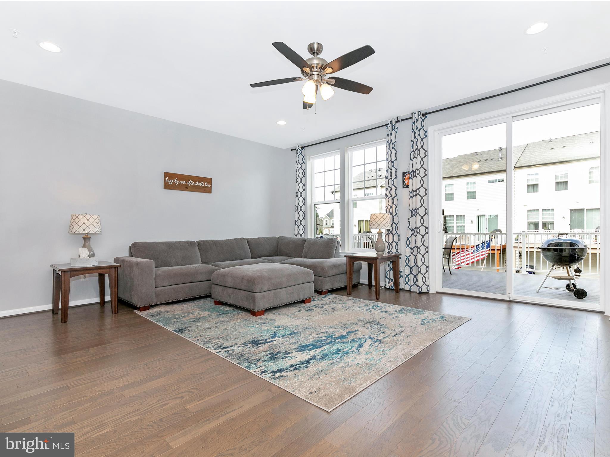 TALLYN RIDGE - Residential