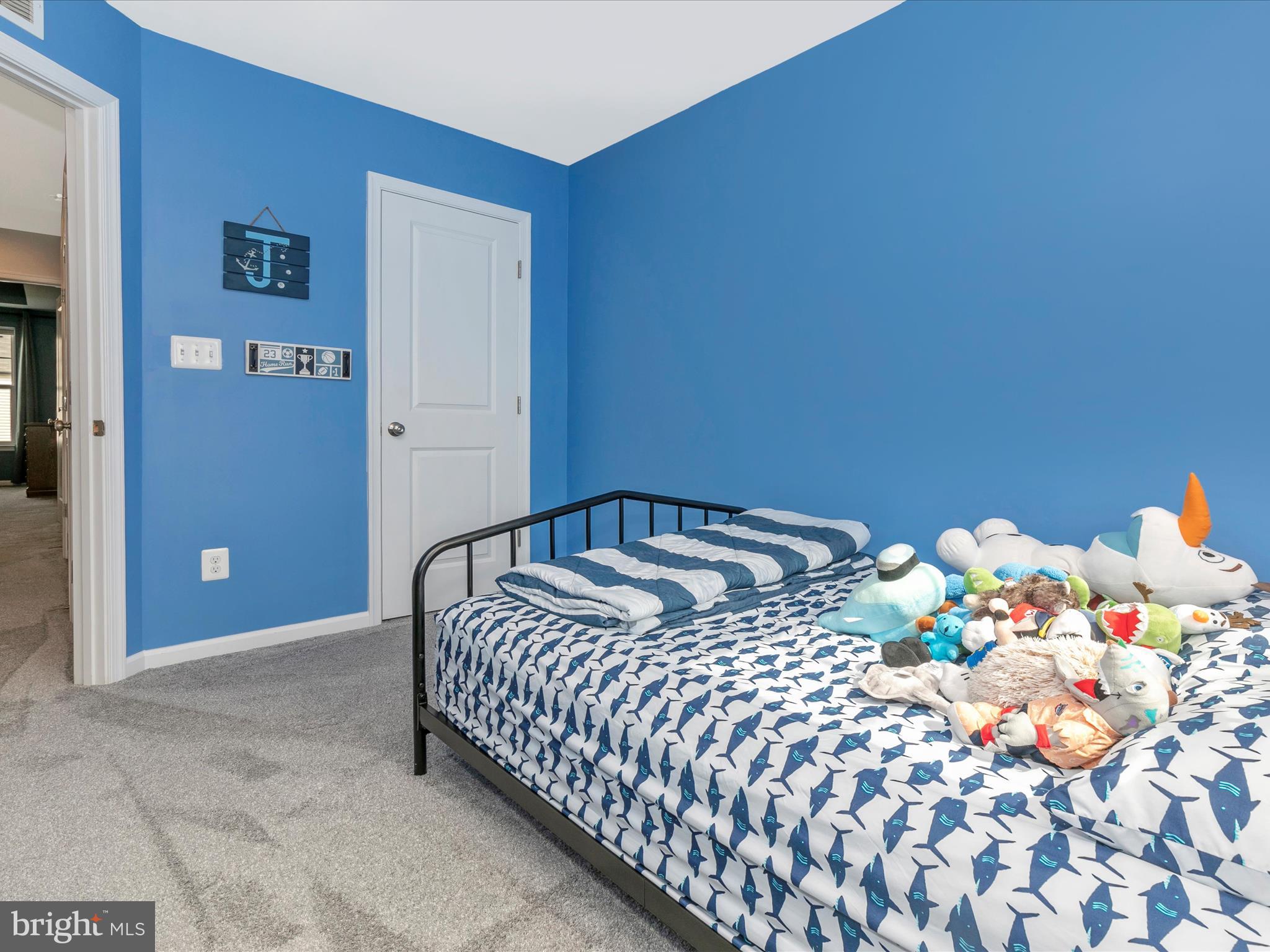 TALLYN RIDGE - Residential