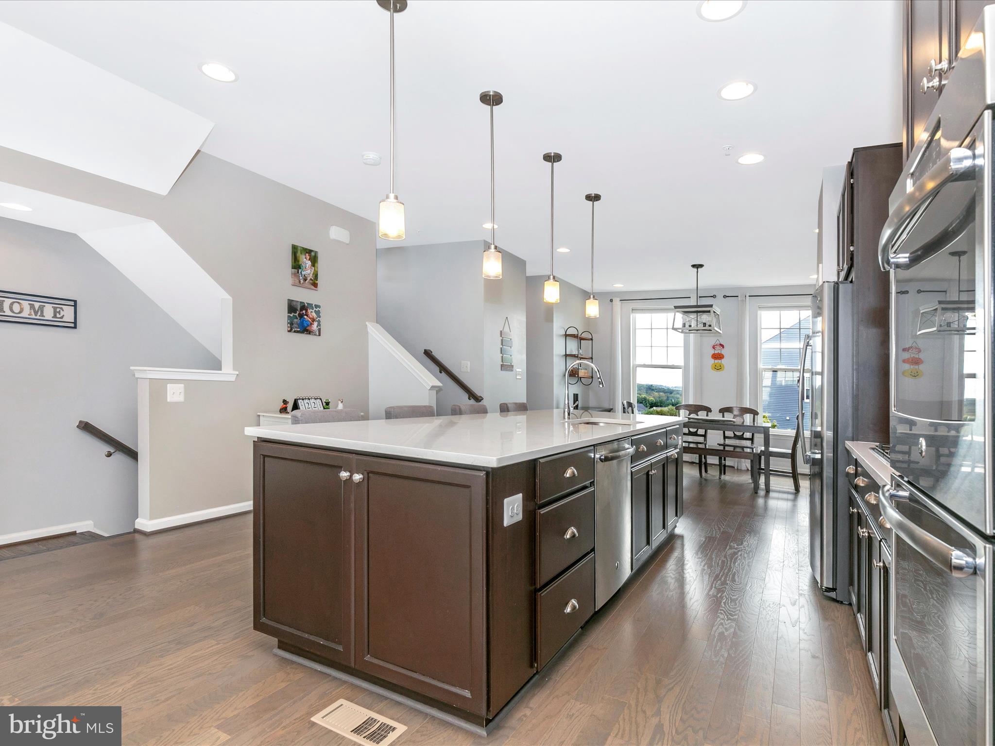 TALLYN RIDGE - Residential