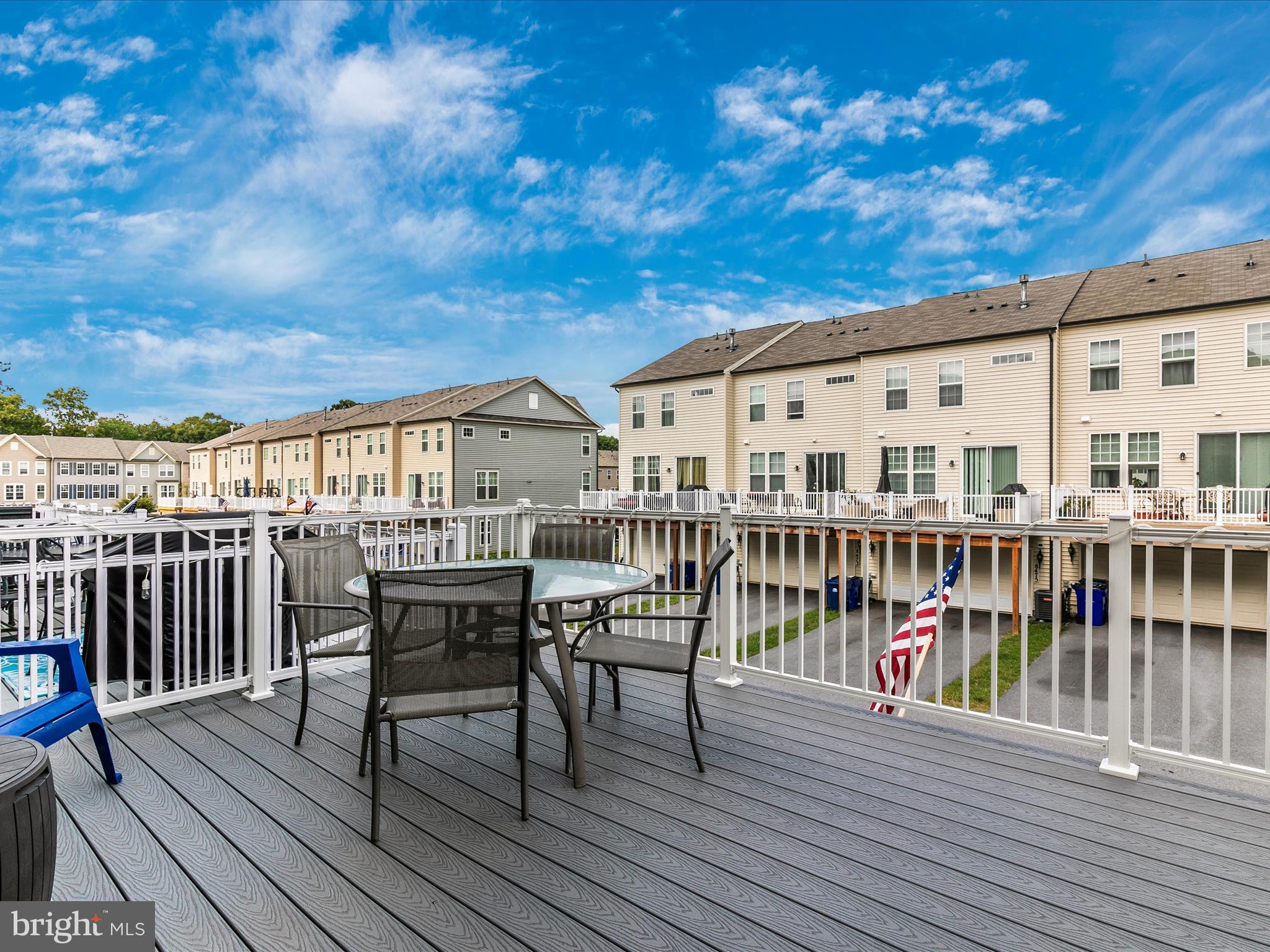 TALLYN RIDGE - Residential