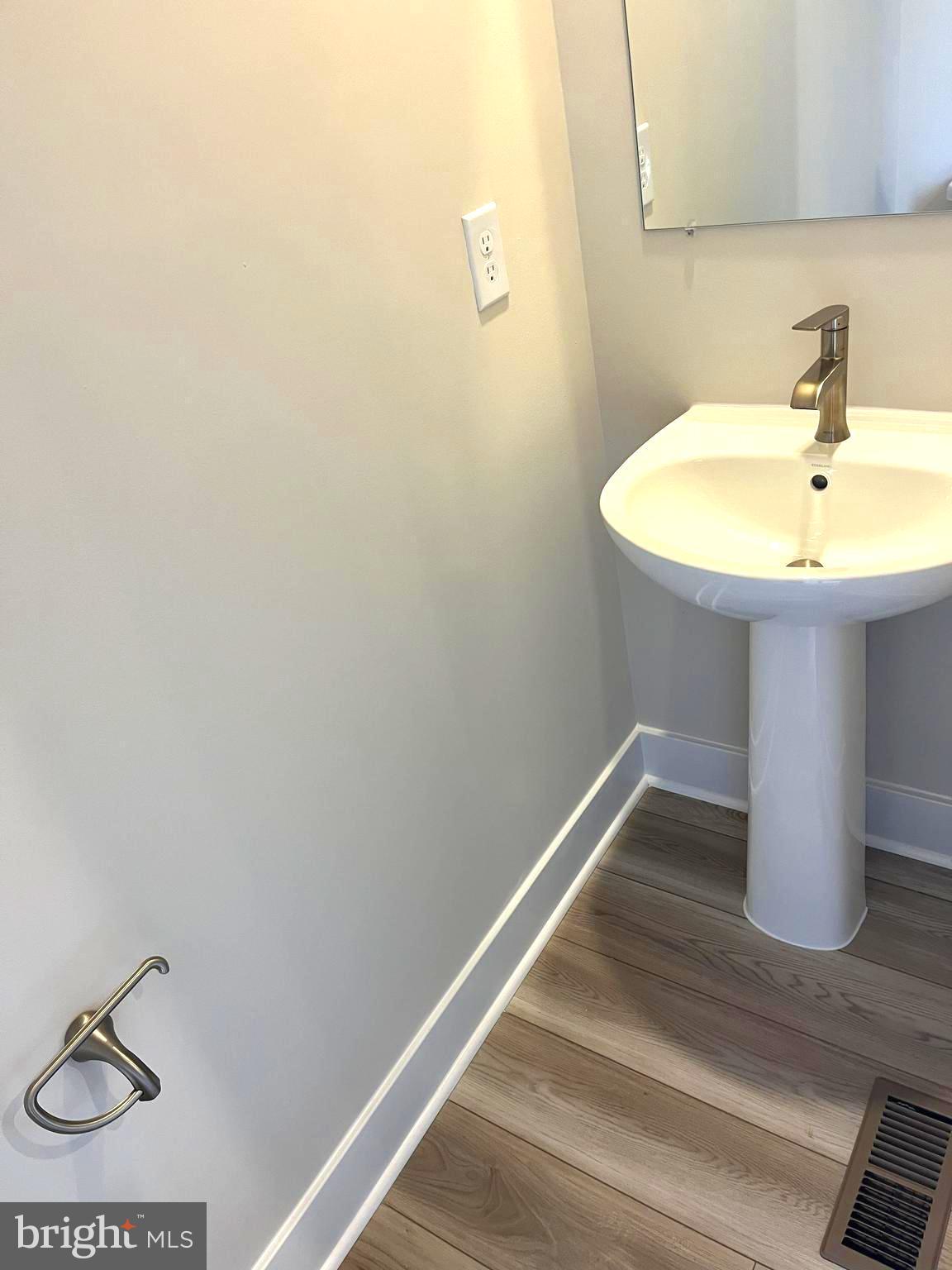 PATAPSCO GLEN - Residential Lease