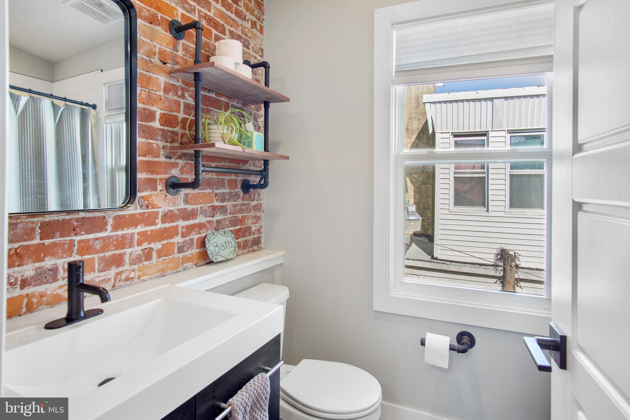 FISHTOWN - Residential Lease