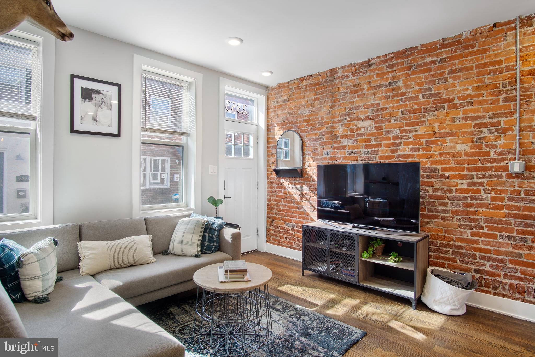 FISHTOWN - Residential Lease
