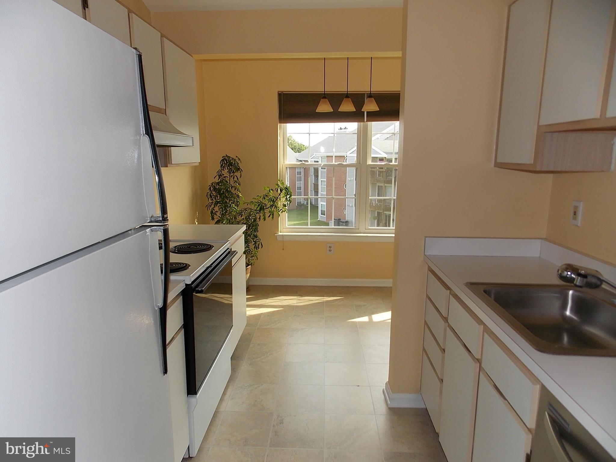 CROMWELL FOUNTAIN - Residential Lease