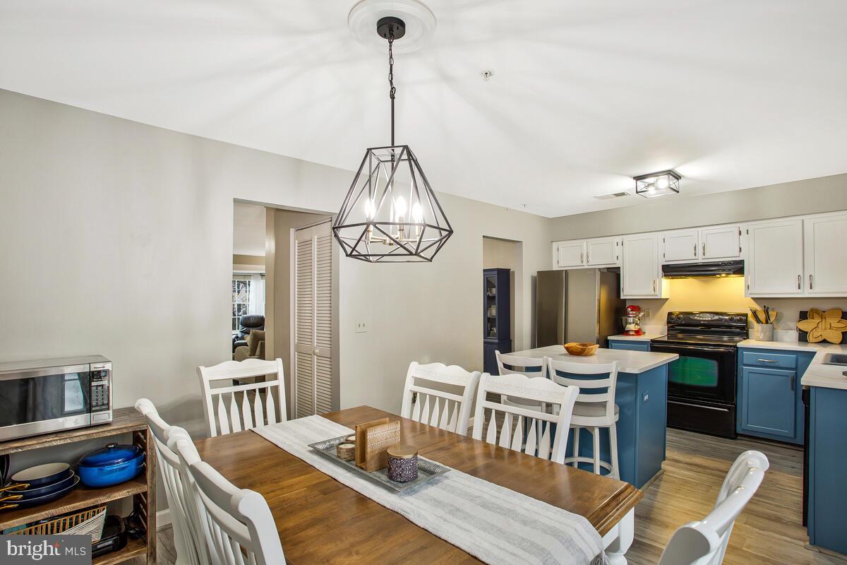 STONEHAVEN MEWS - Residential