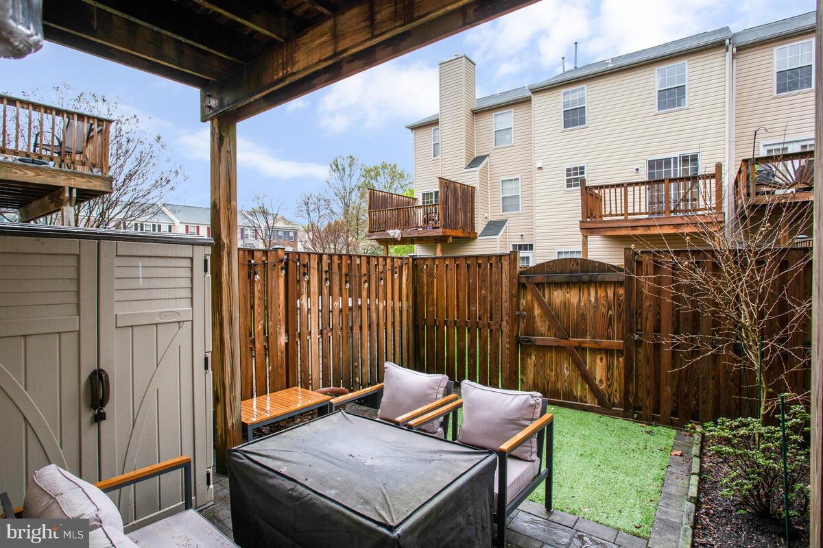 STONEHAVEN MEWS - Residential