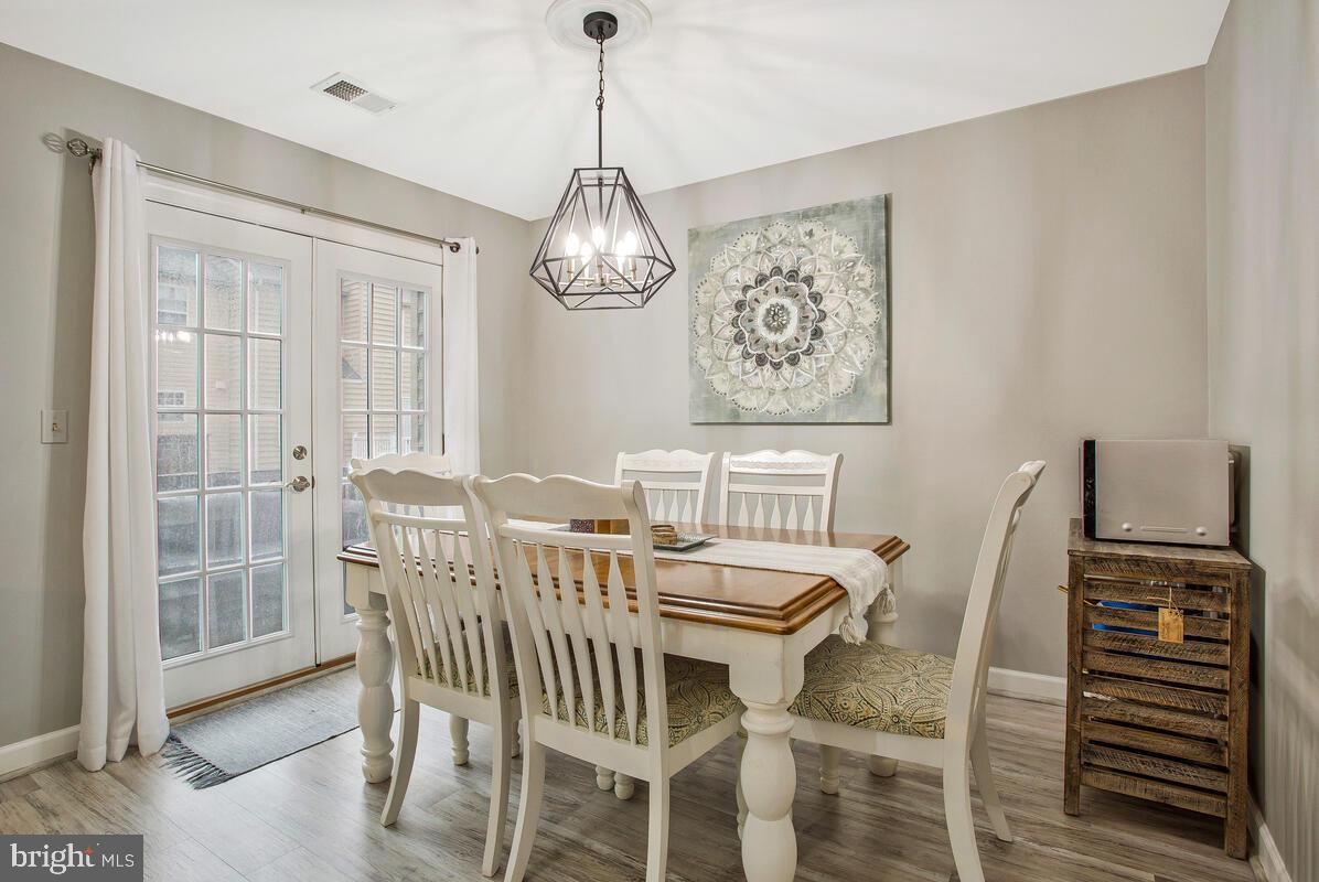 STONEHAVEN MEWS - Residential