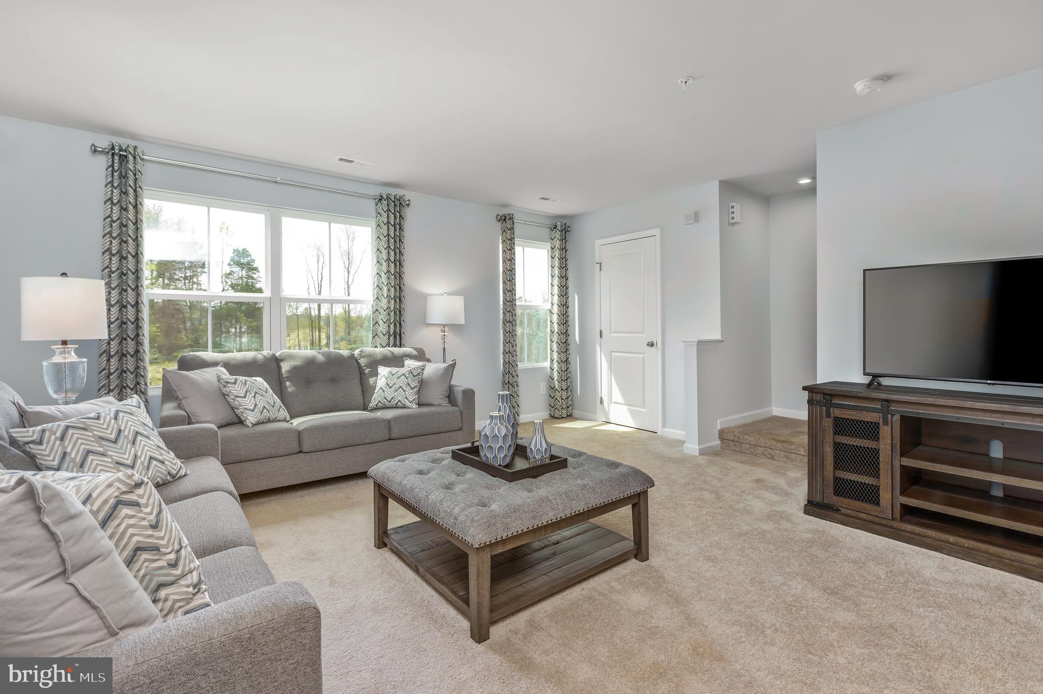 THE LAKES AT MARTINSBURG - Residential