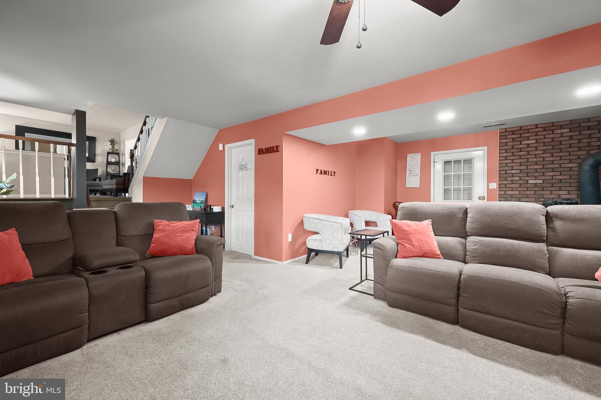 NORTHVIEW AT LAKE VILLAGE - Residential