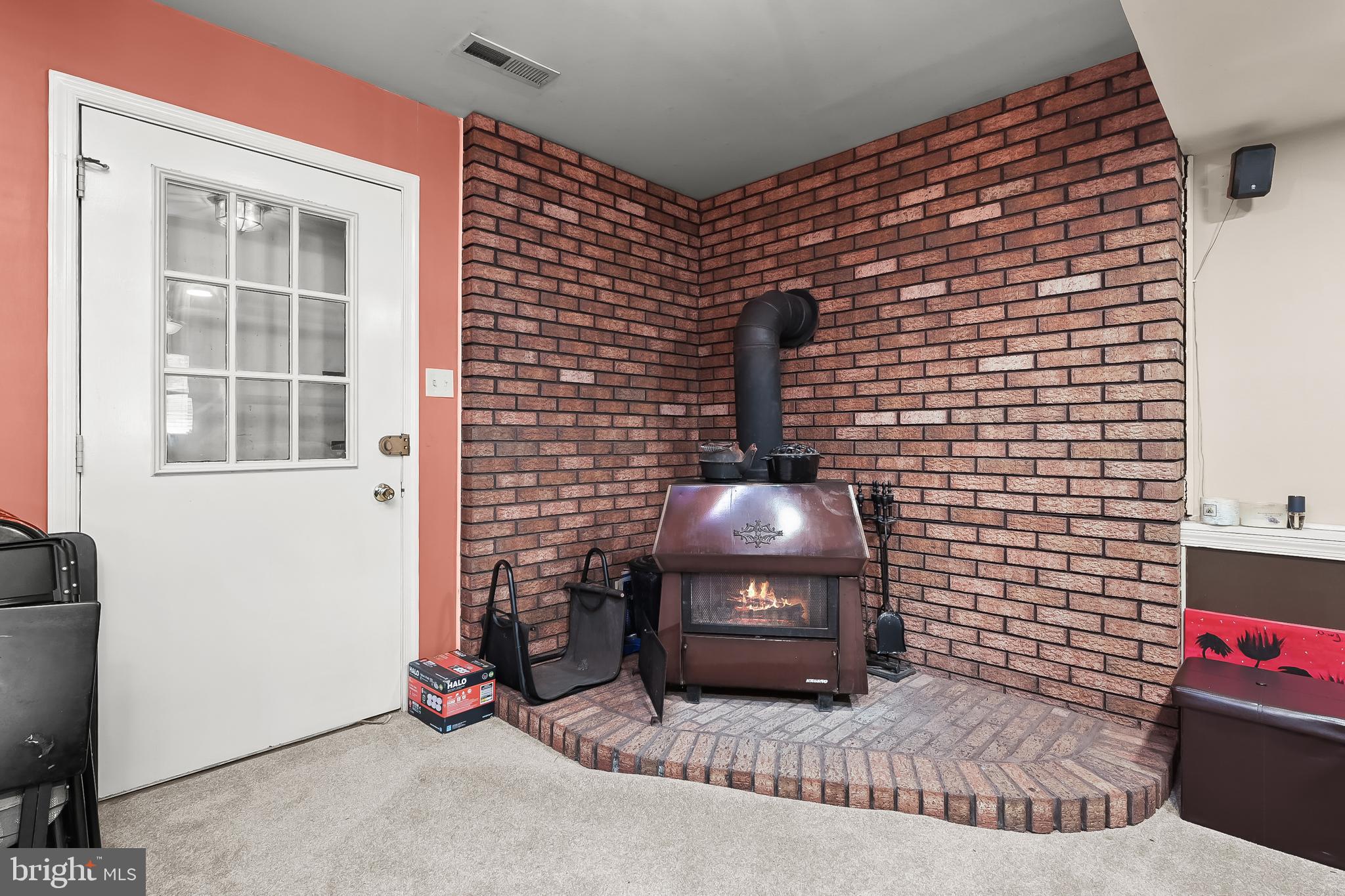 NORTHVIEW AT LAKE VILLAGE - Residential