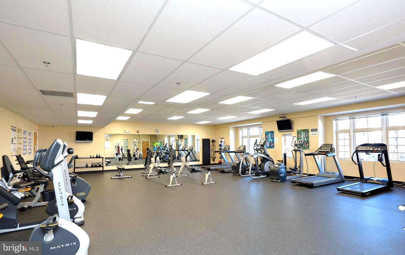 HEARTHSTONE AT VILLAGE CREST CONDOMINIUMS - Residential