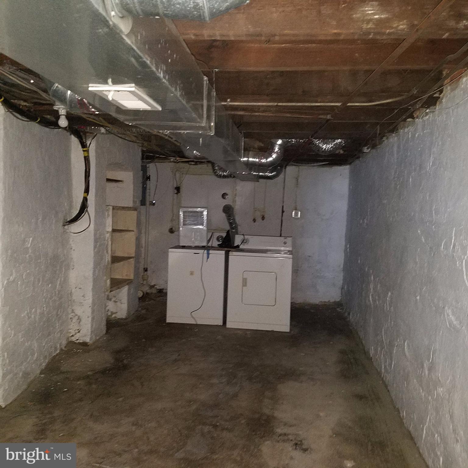 BROADWAY EAST - Residential