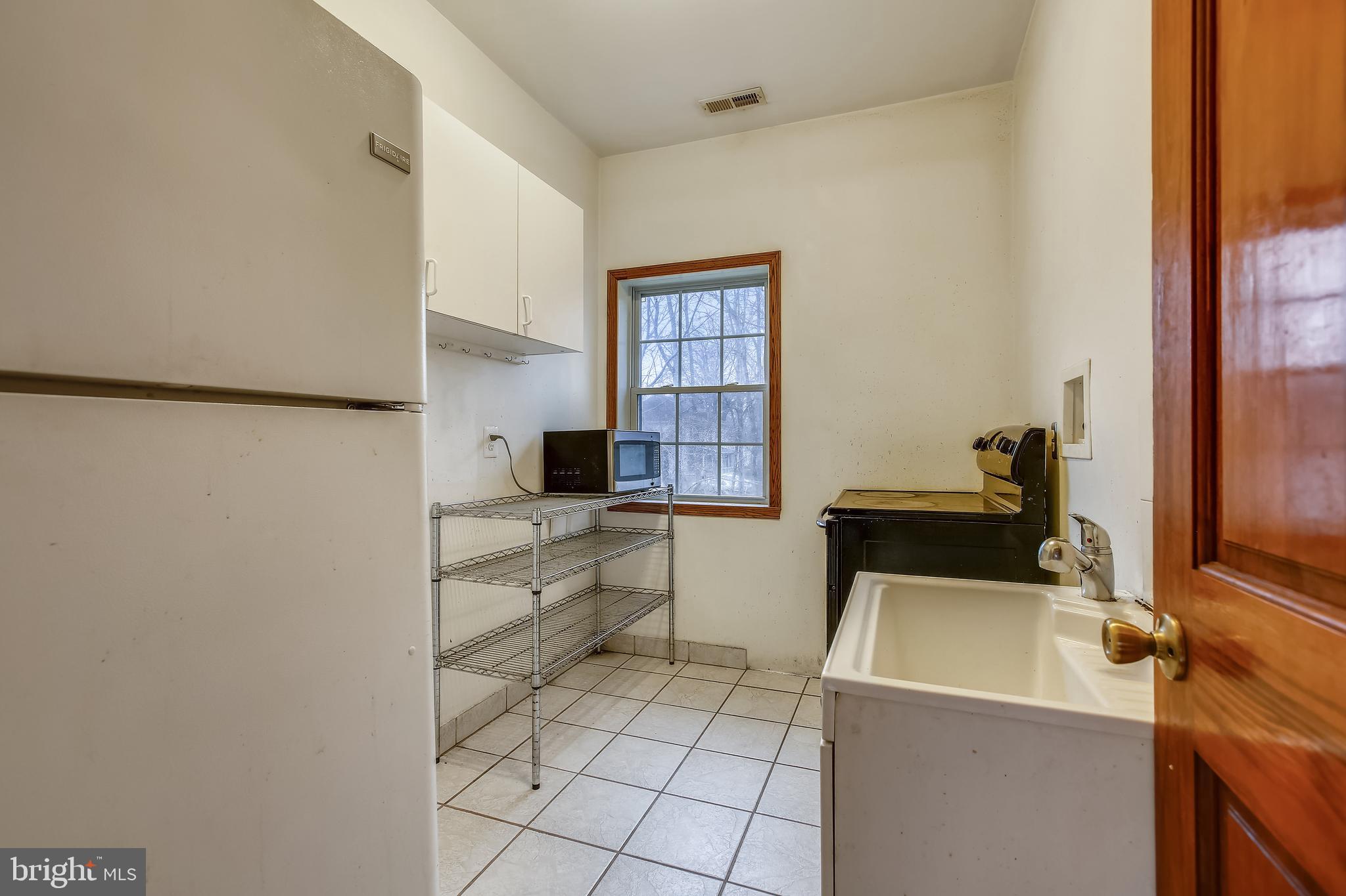 NINE OAKS - Residential