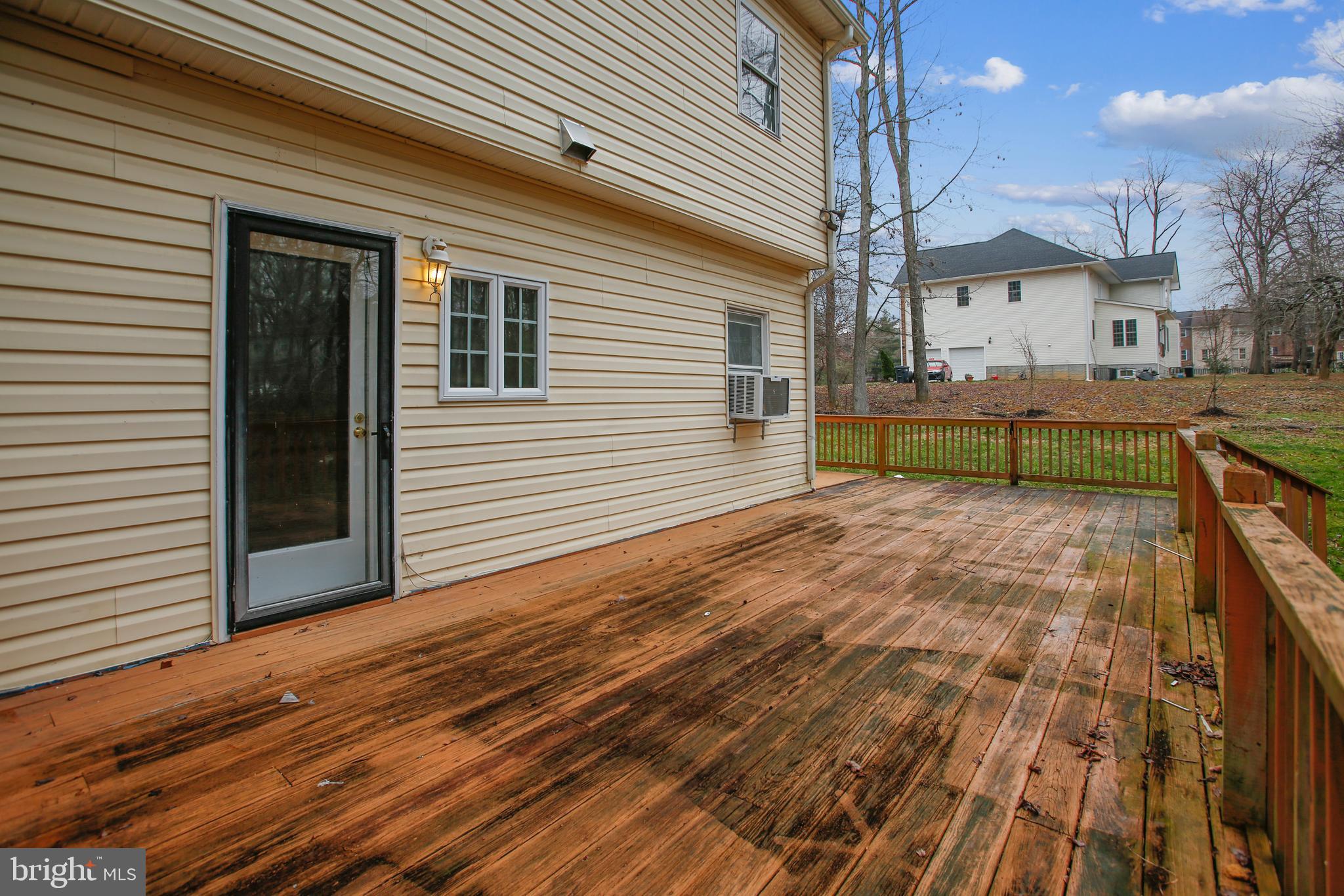 NINE OAKS - Residential