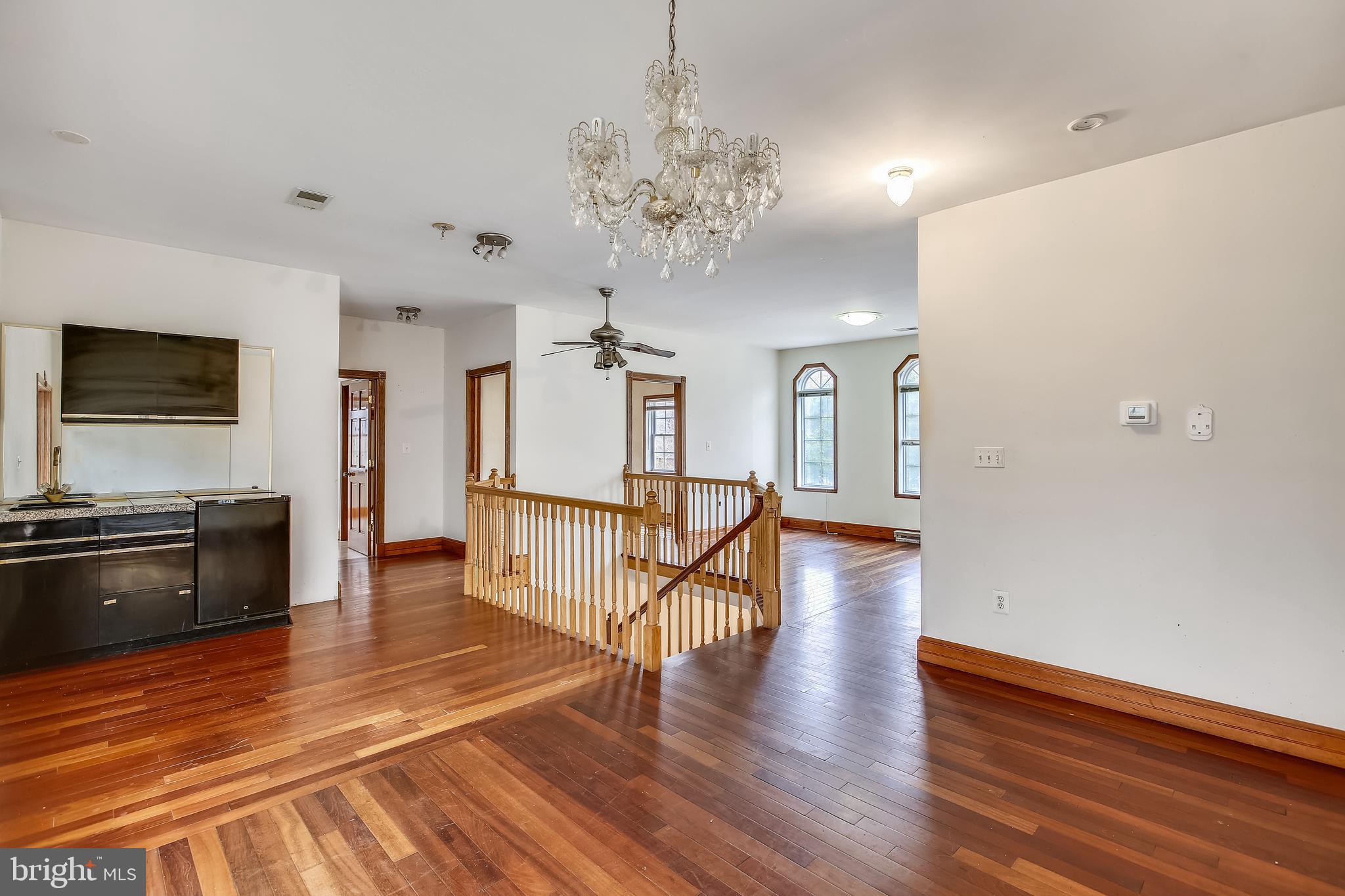 NINE OAKS - Residential