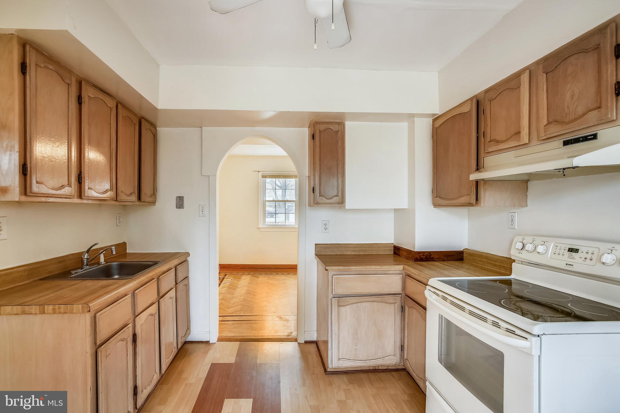 NINE OAKS - Residential