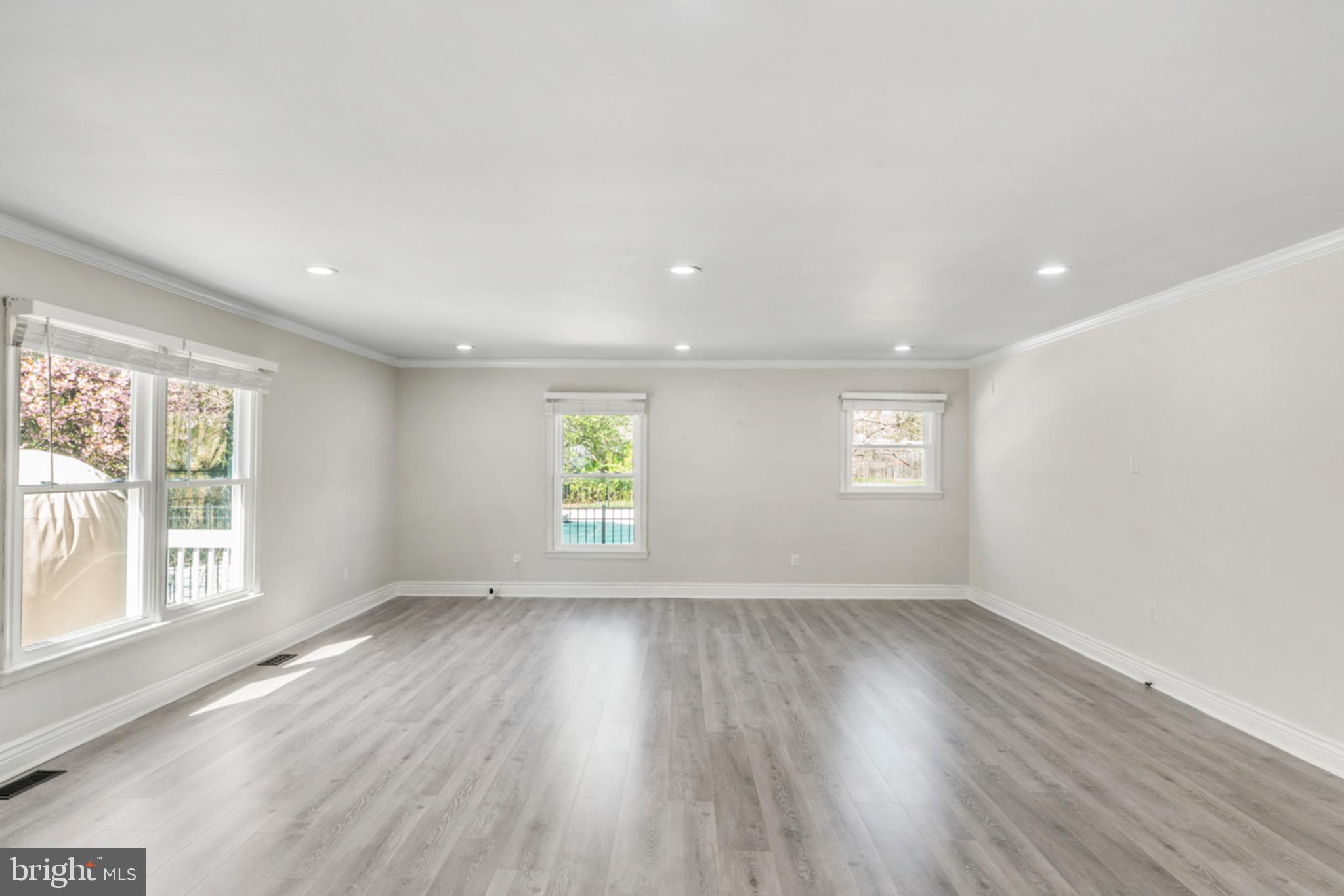 CUTLER RIDGE - Residential