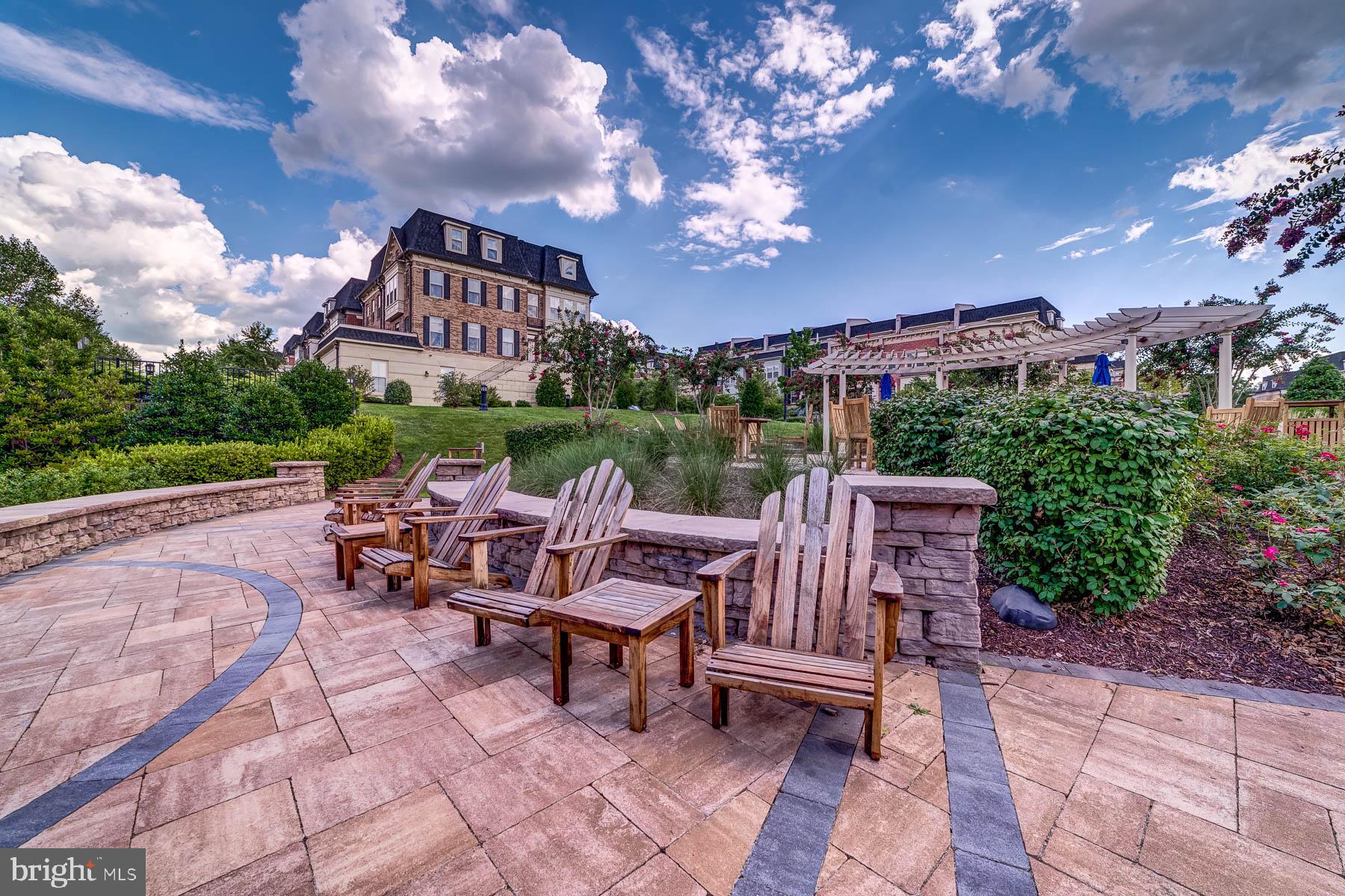 POTOMAC OVERLOOK AT NATIONAL HARBOR - Residential