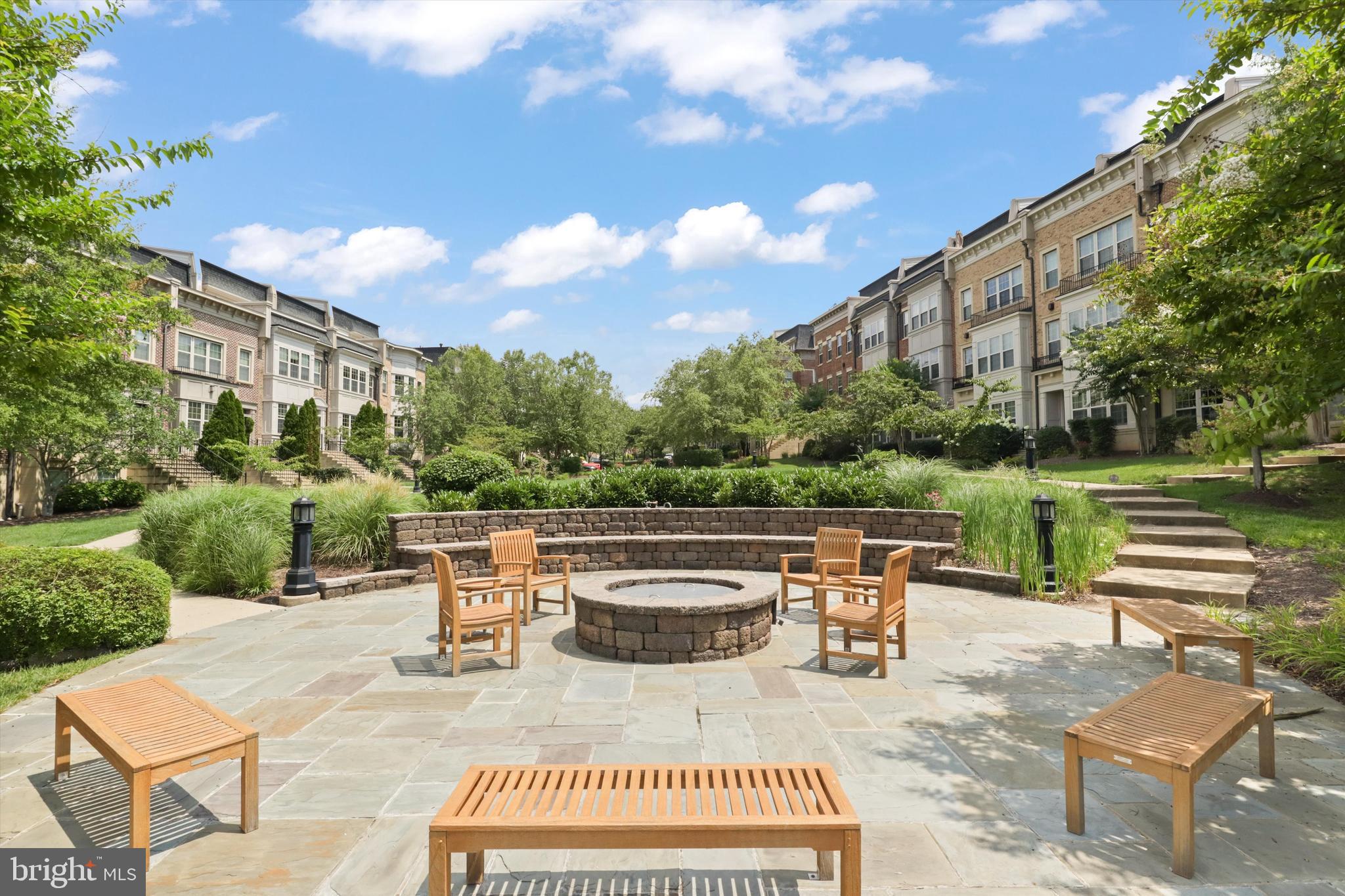 POTOMAC OVERLOOK AT NATIONAL HARBOR - Residential