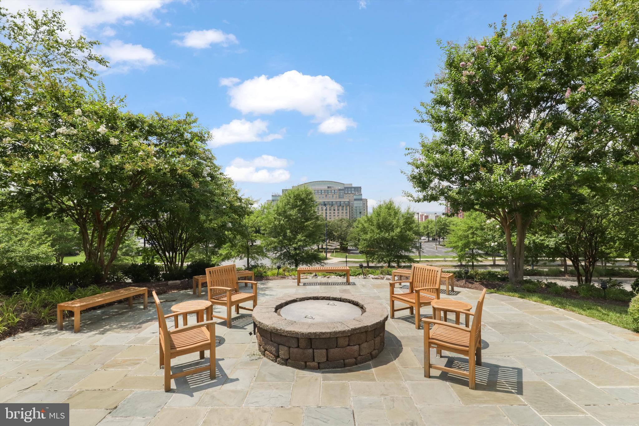 POTOMAC OVERLOOK AT NATIONAL HARBOR - Residential