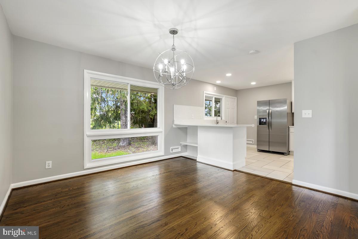 CHURCH HILL - Residential