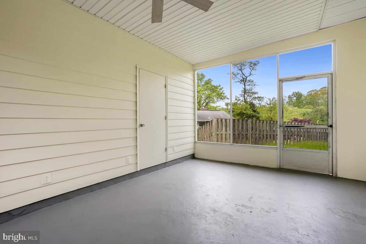 CHURCH HILL - Residential