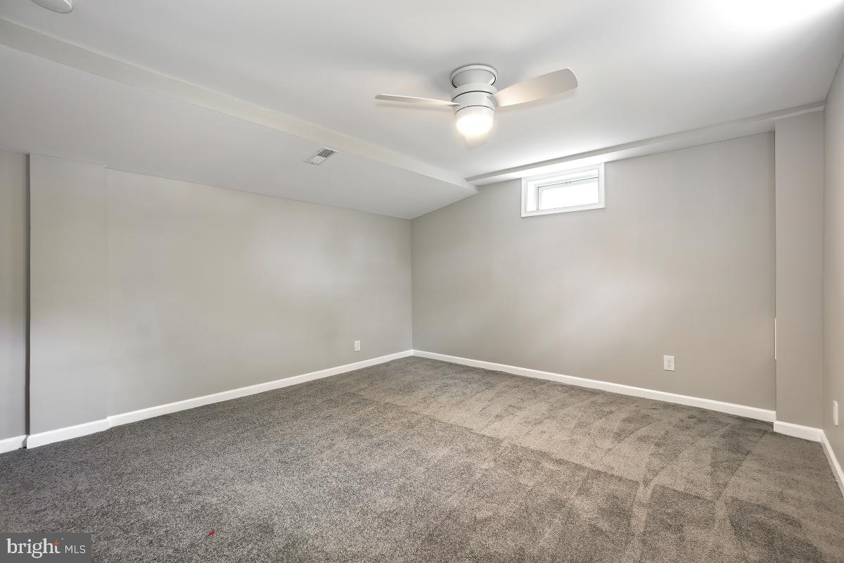 CHURCH HILL - Residential