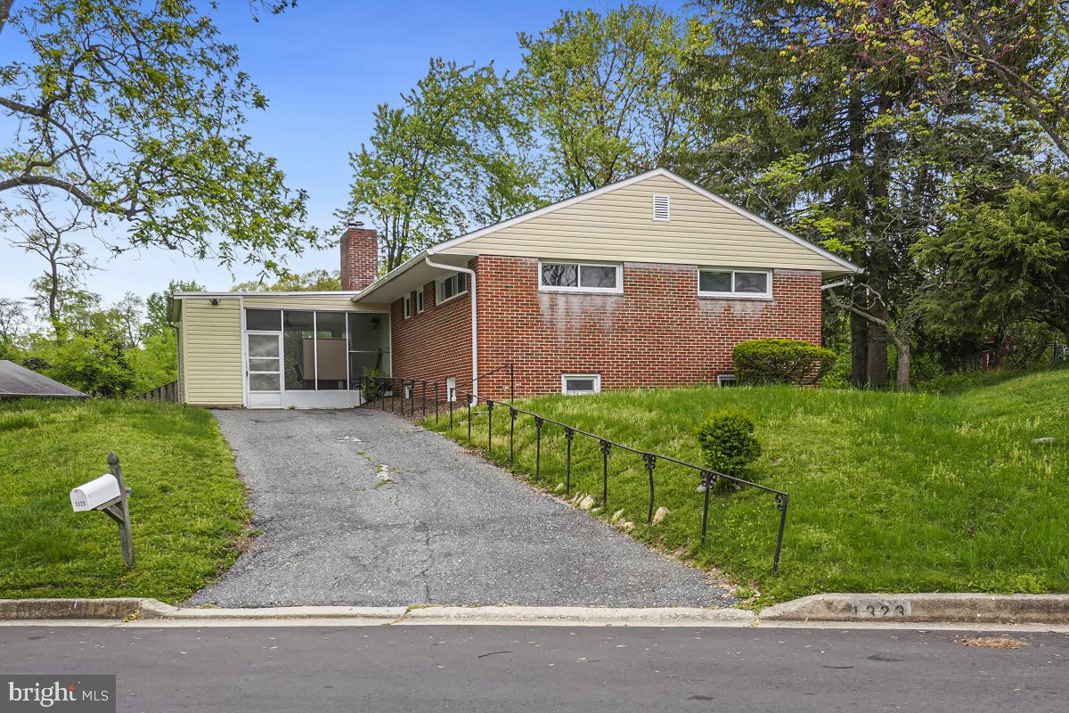 CHURCH HILL - Residential