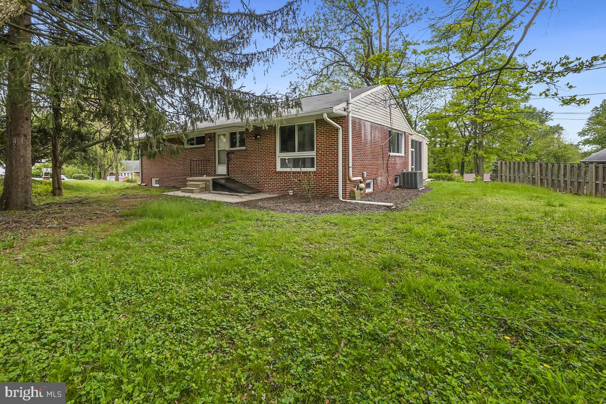 CHURCH HILL - Residential