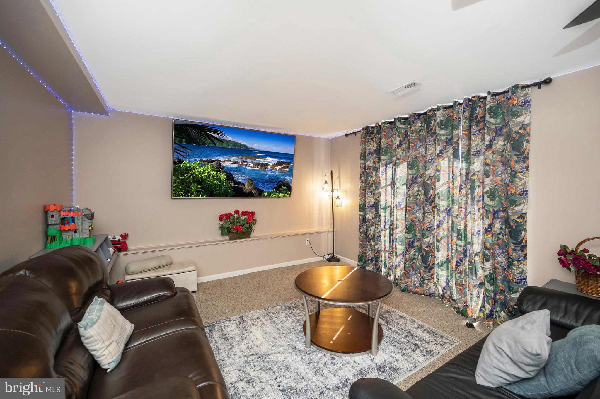 NORTH CLEARVIEW HEIGHTS - Residential