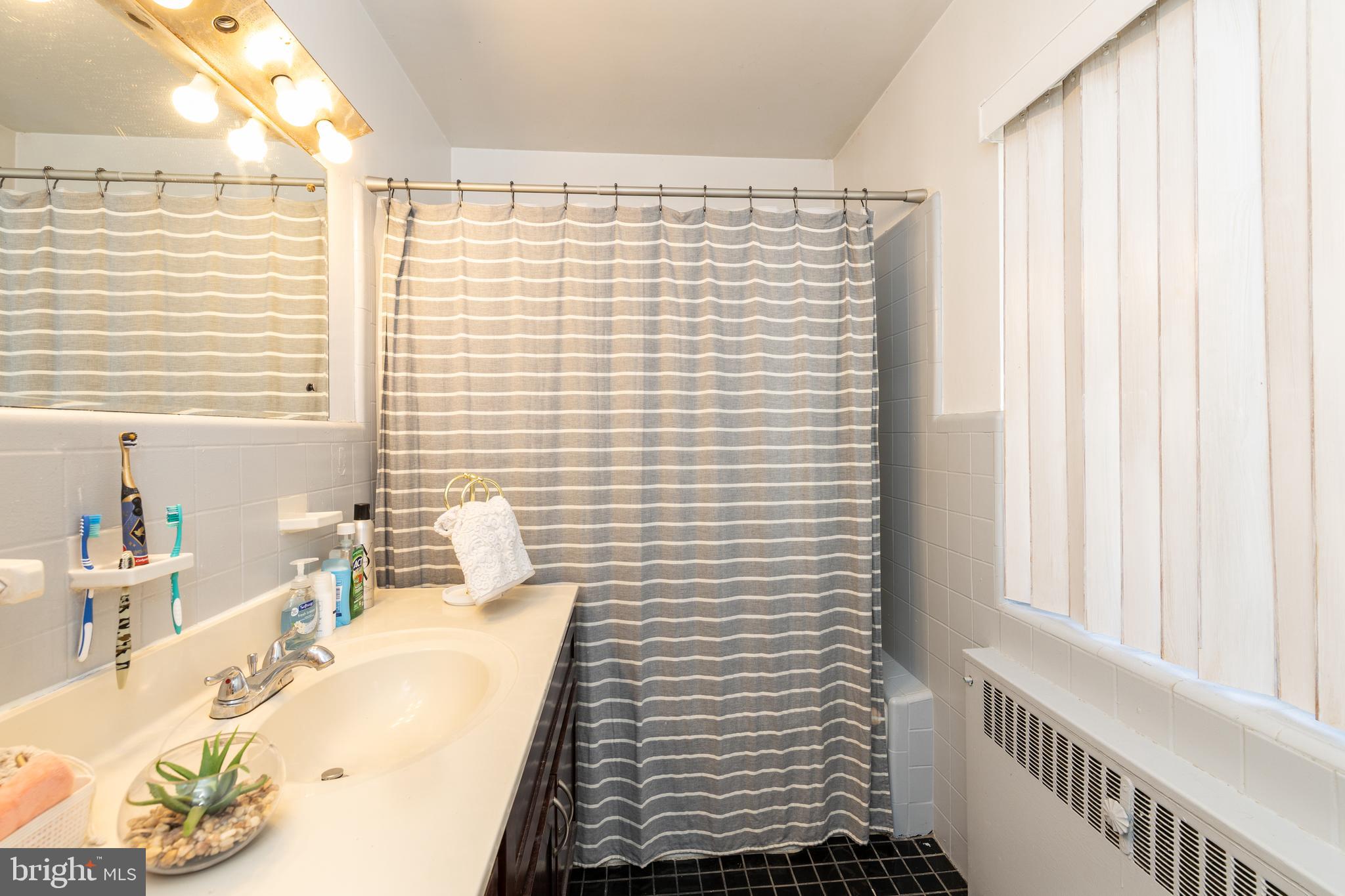 MERION STATION - Residential