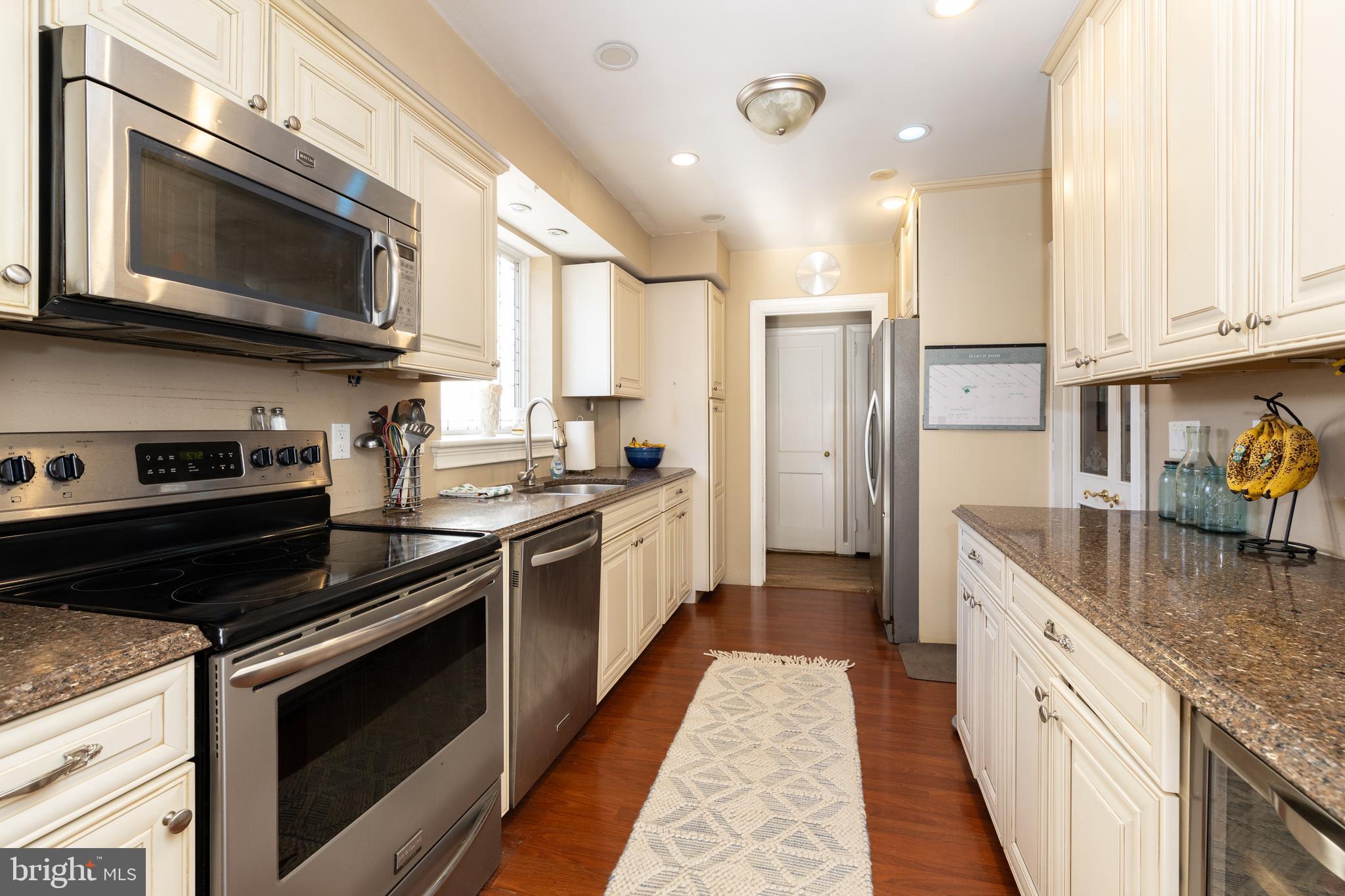 MERION STATION - Residential