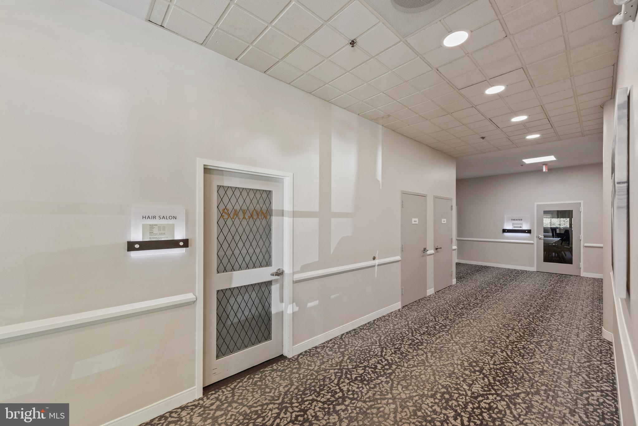 LANSDOWNE WOODS - Residential