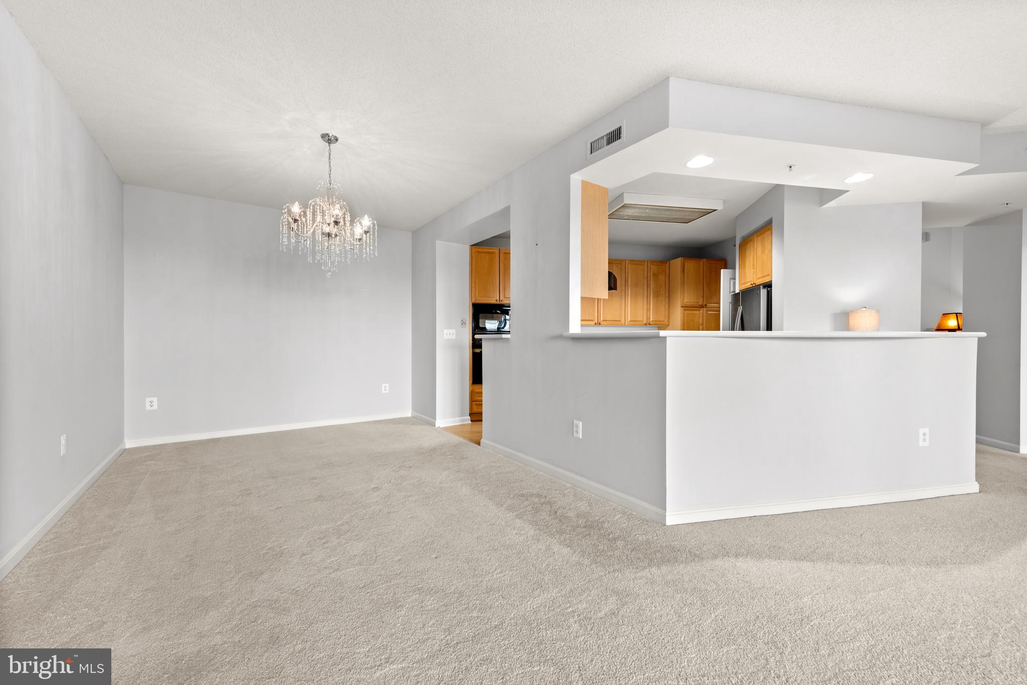 LANSDOWNE WOODS - Residential