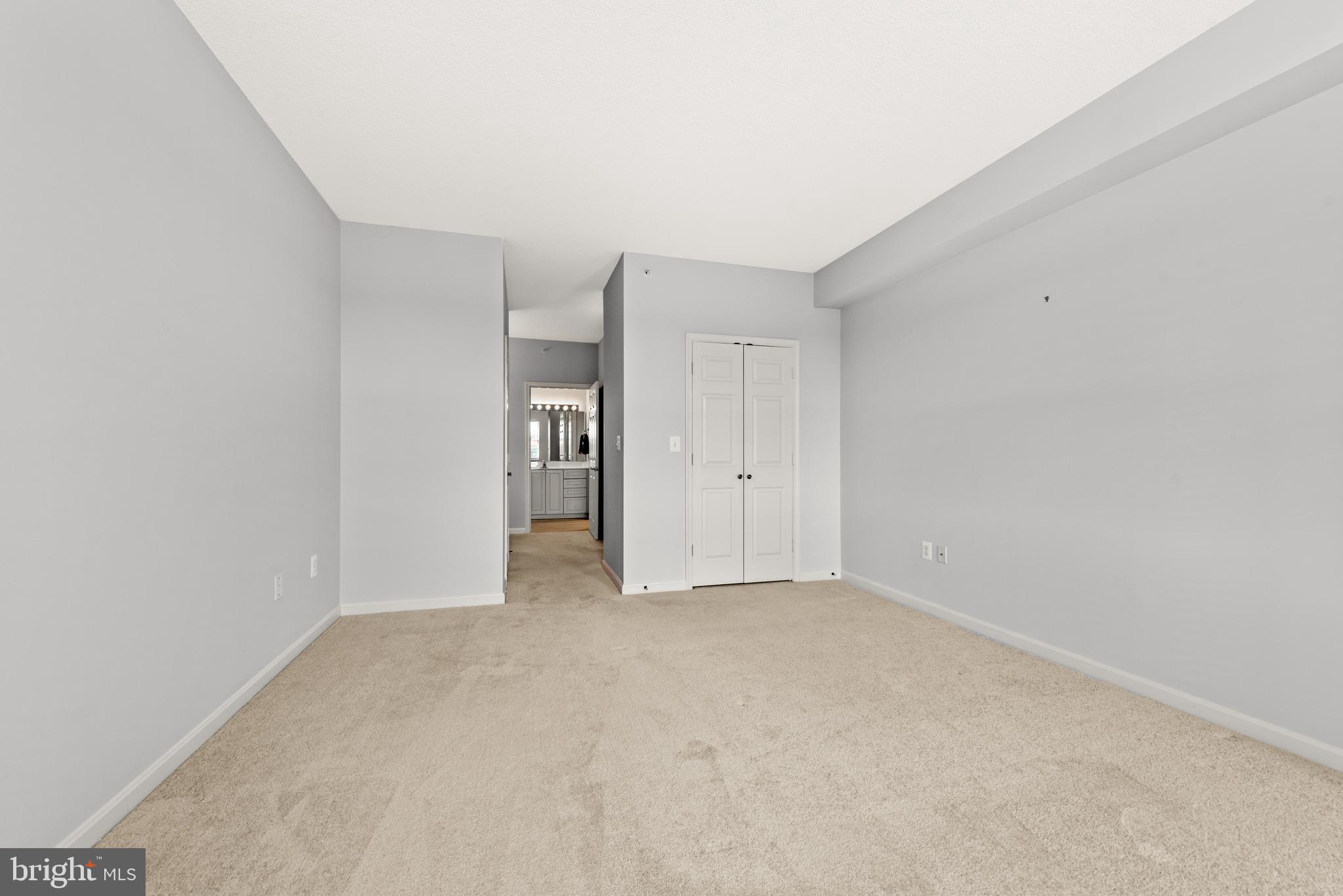 LANSDOWNE WOODS - Residential