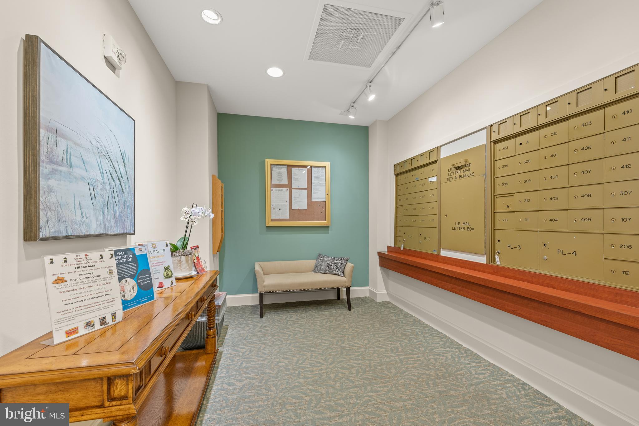 LANSDOWNE WOODS - Residential