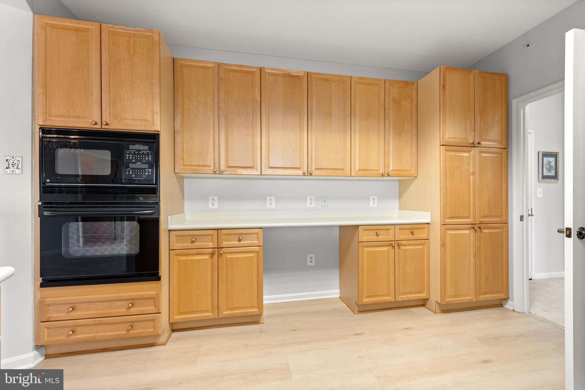 LANSDOWNE WOODS - Residential