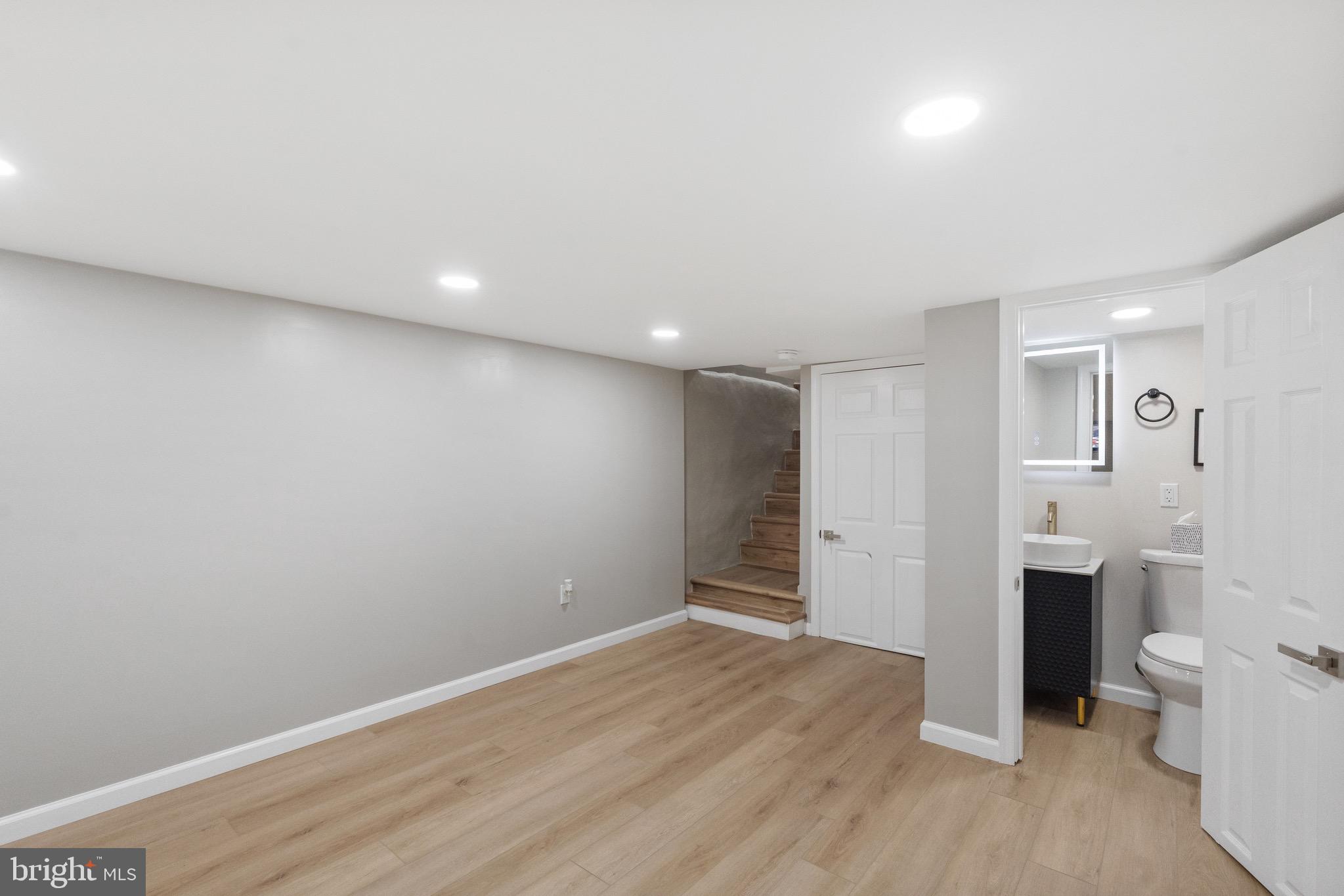 EAST PASSYUNK CROSSING - Residential