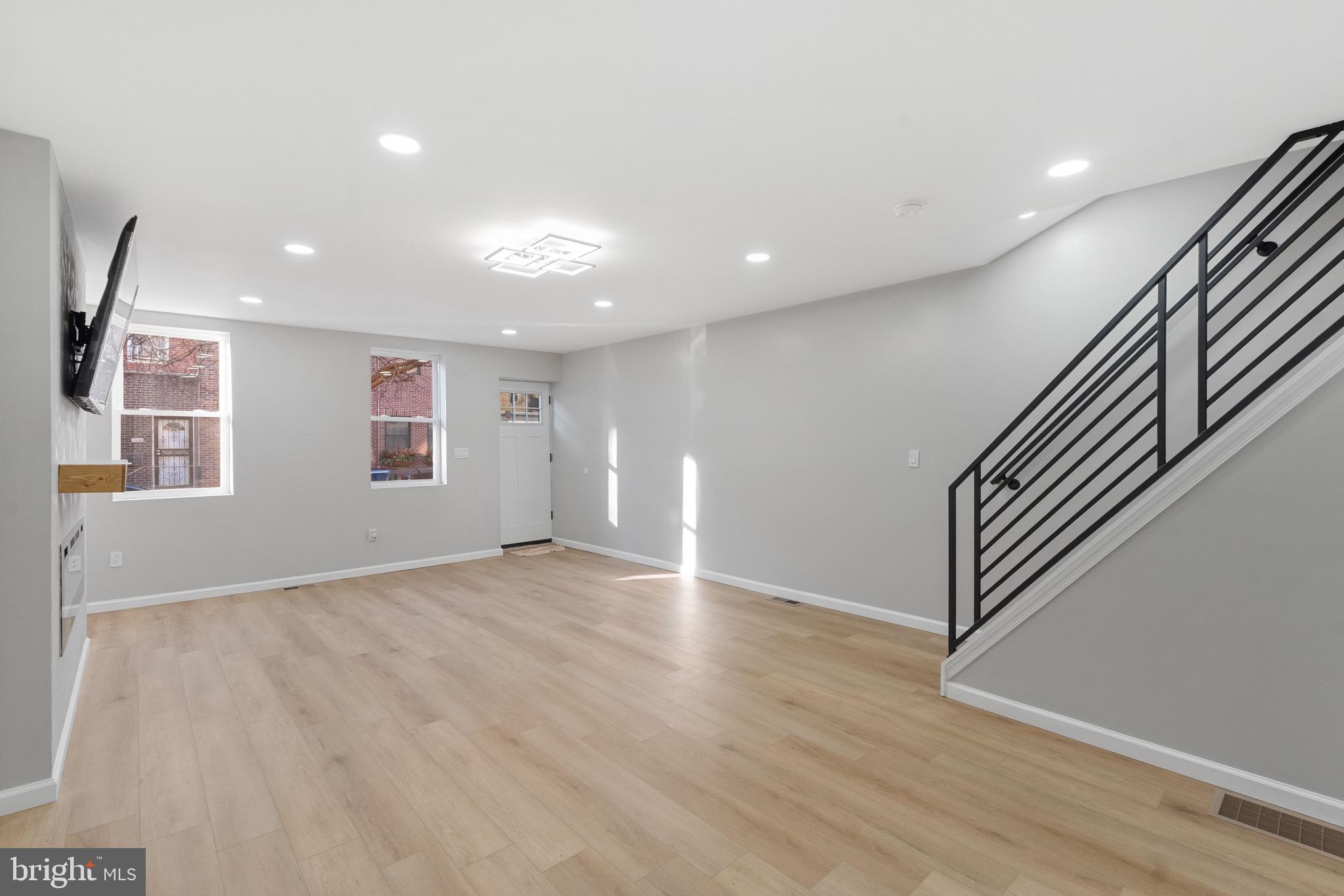 EAST PASSYUNK CROSSING - Residential