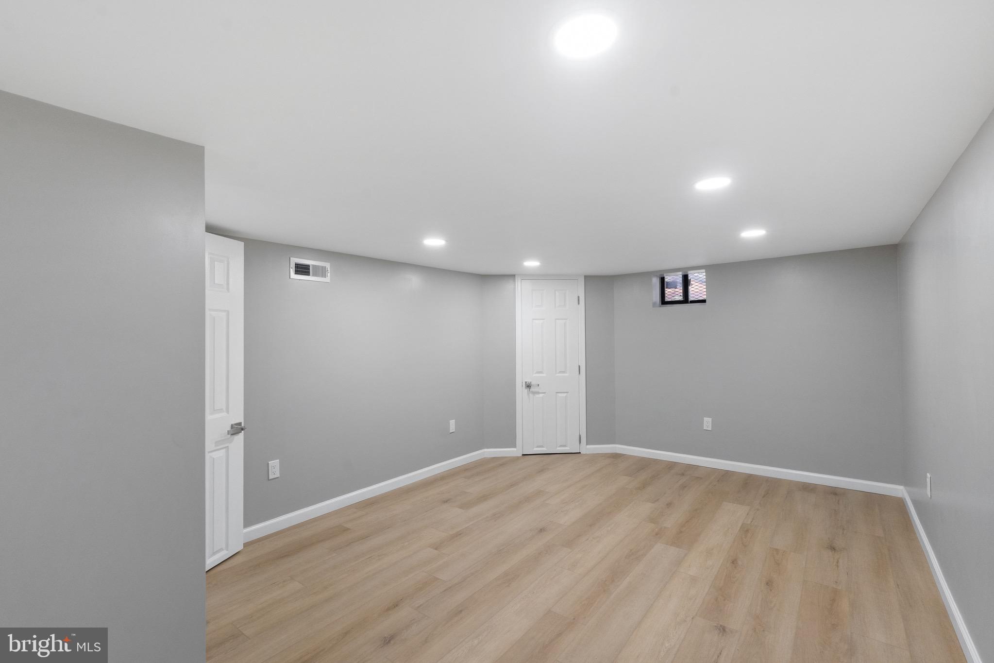 EAST PASSYUNK CROSSING - Residential