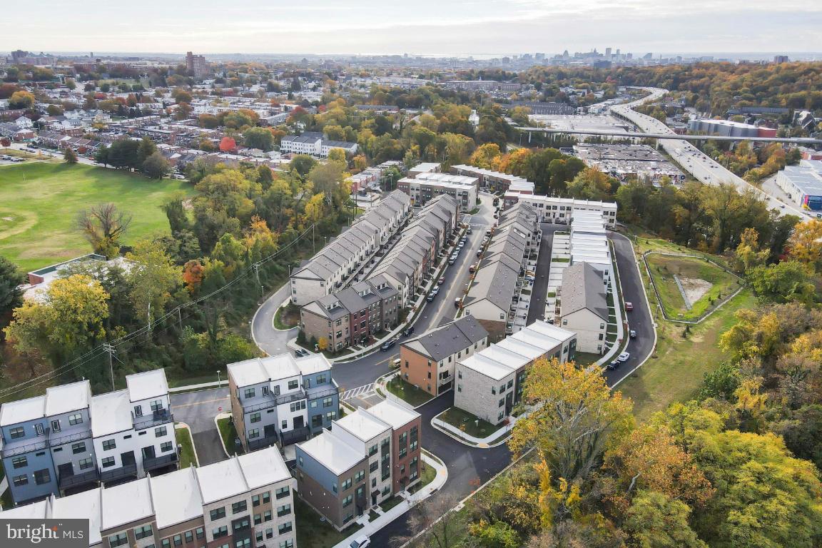 MEDFIELD - Residential