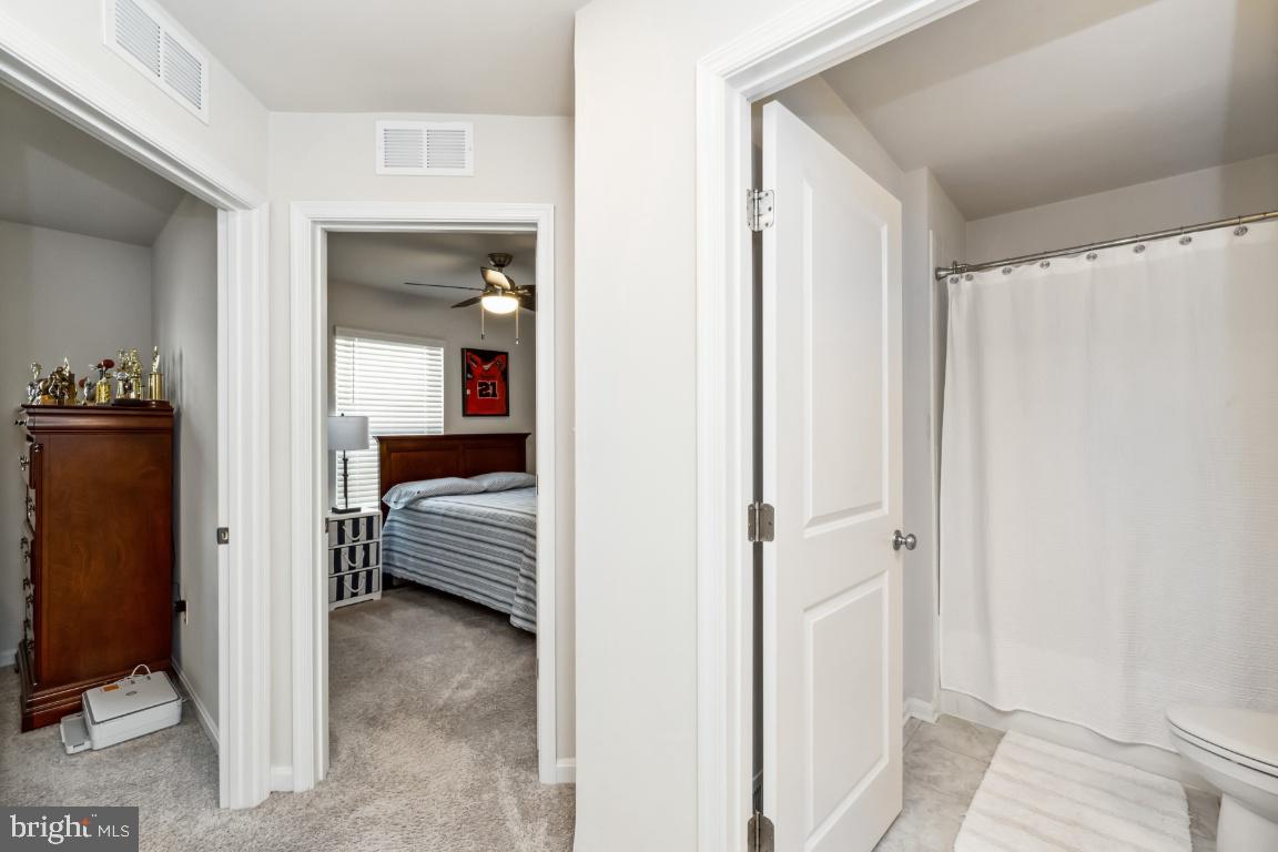 MEDFIELD - Residential