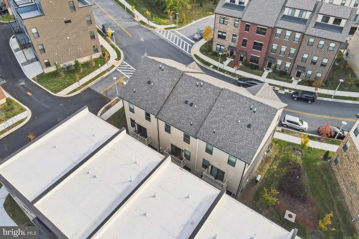 MEDFIELD - Residential