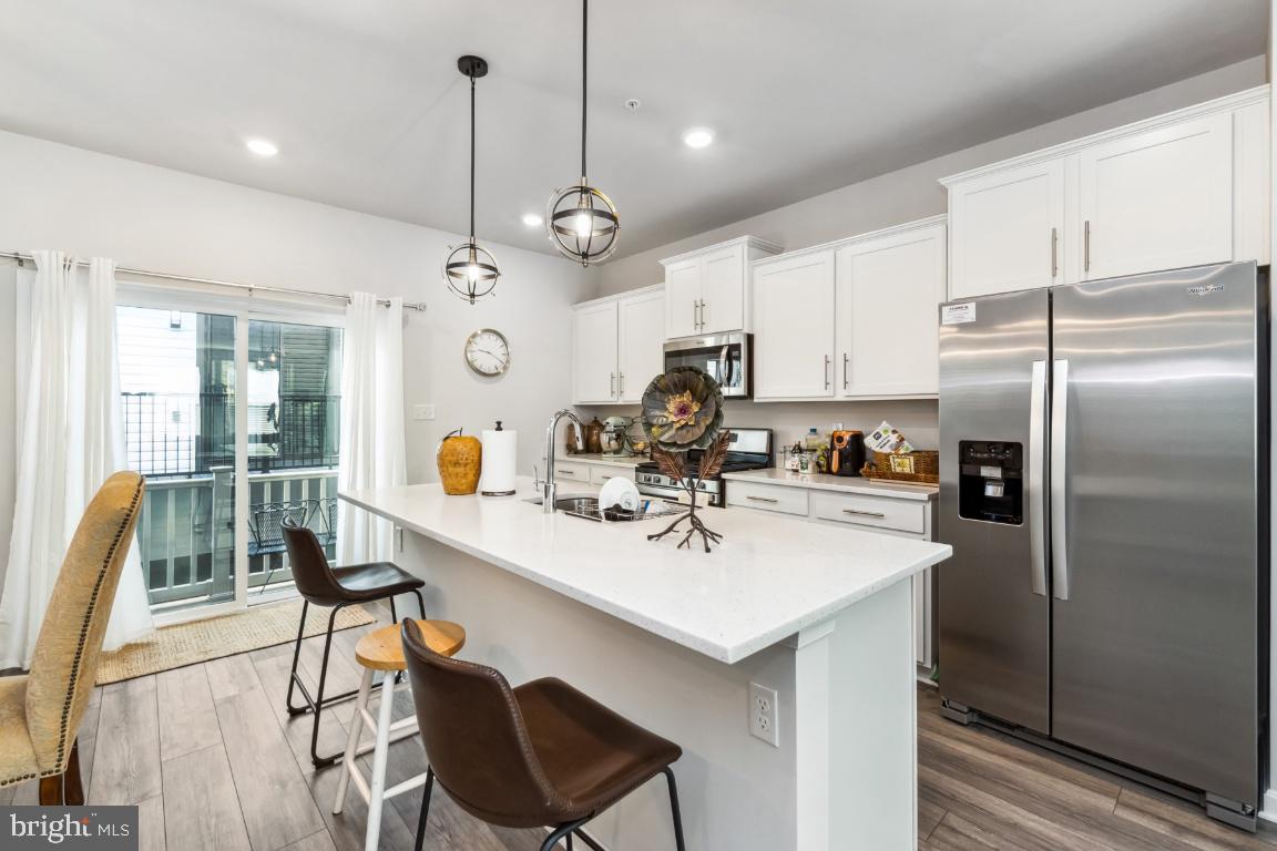 MEDFIELD - Residential